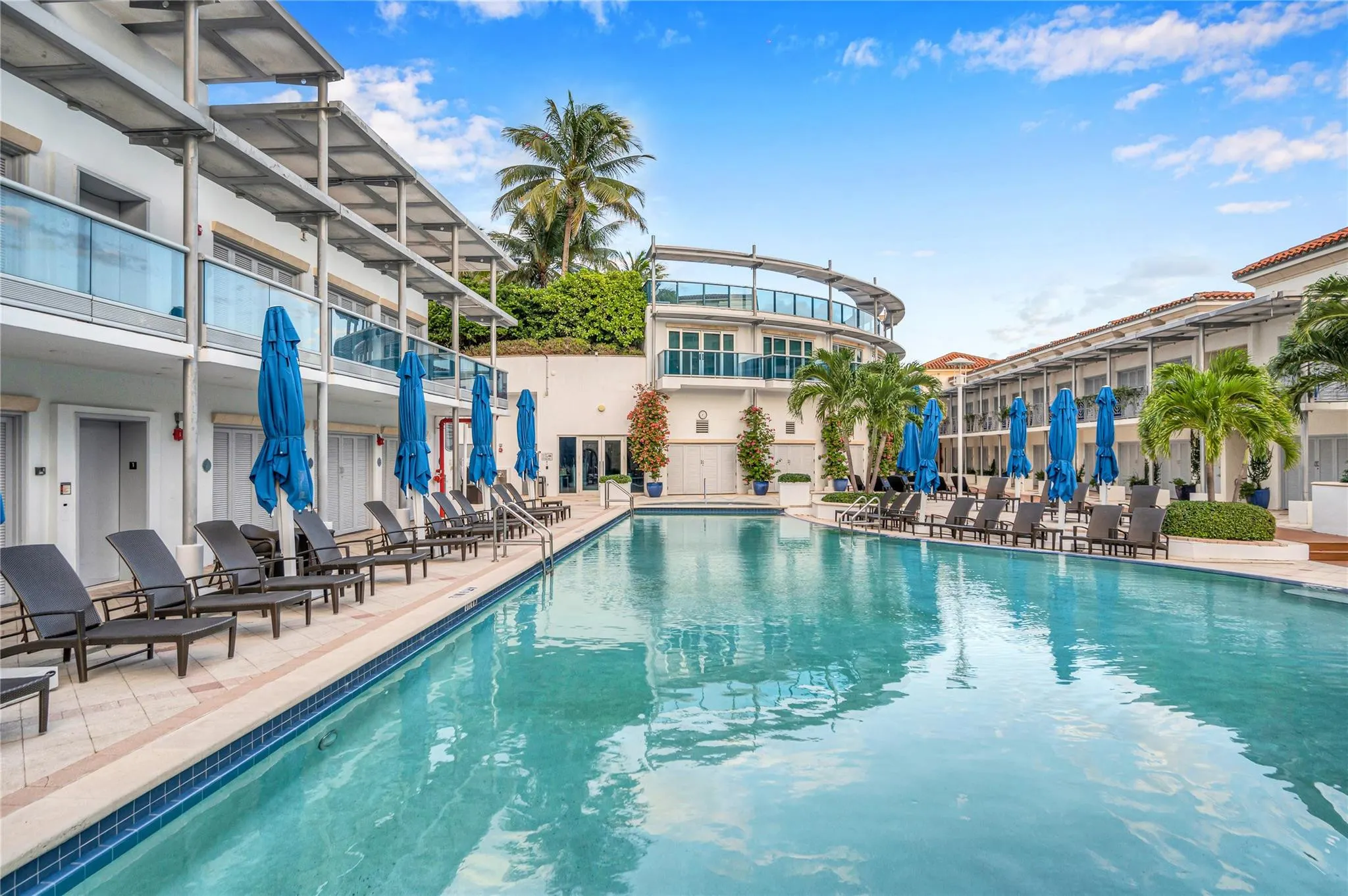 5959 COLLINS Avenue #1203