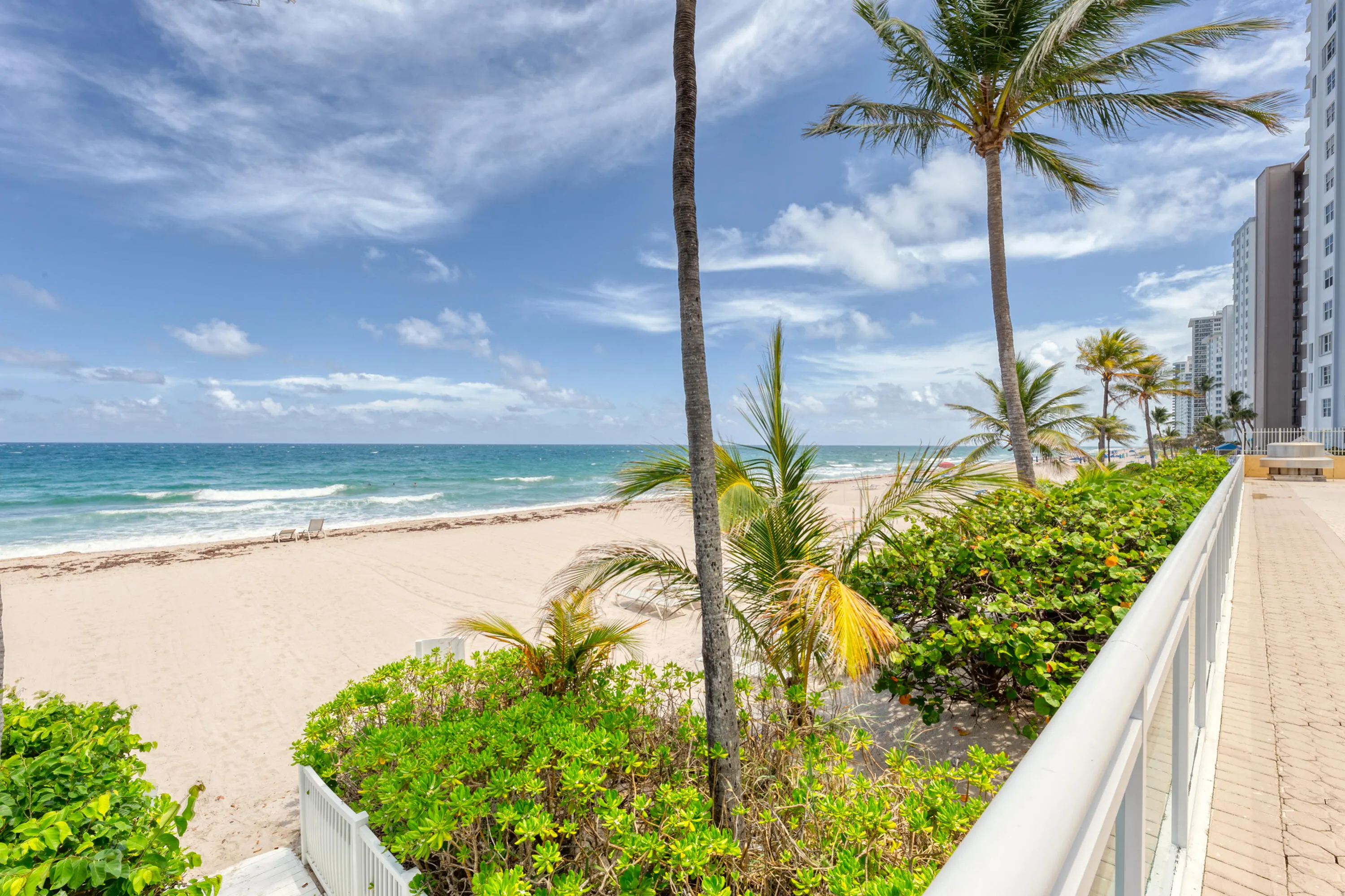 3900 Galt Ocean Drive #1605