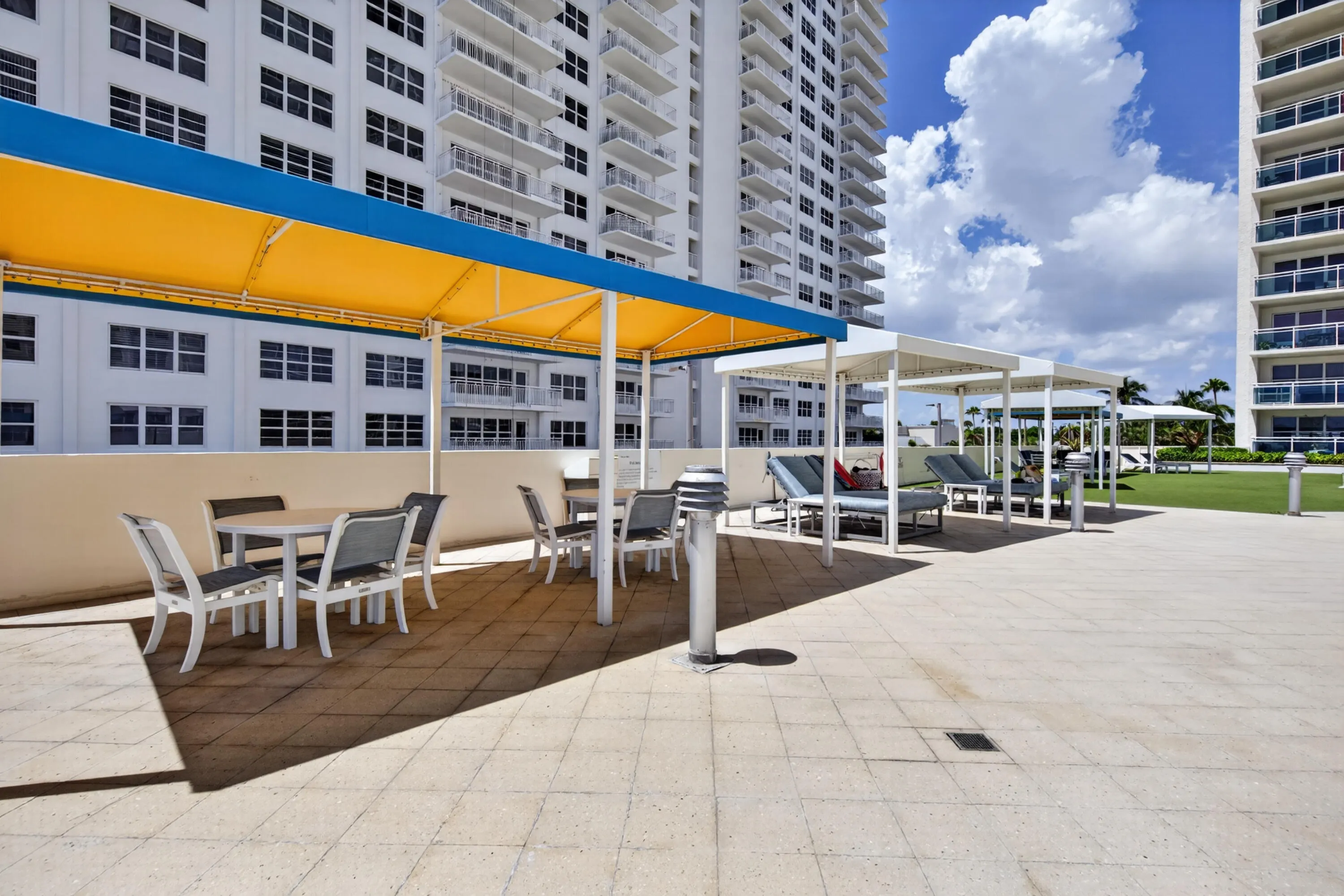 3900 Galt Ocean Drive #1605