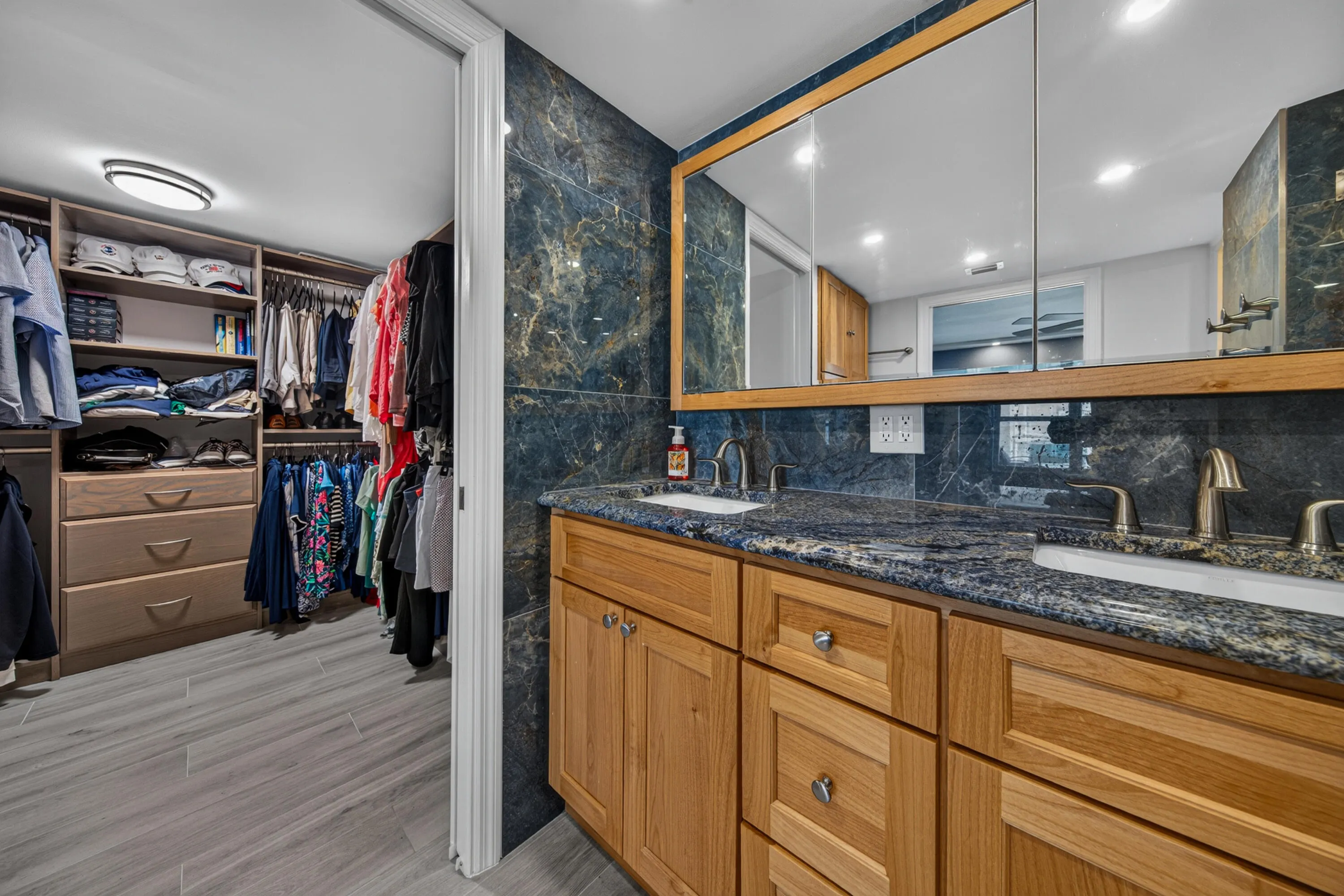 3900 Galt Ocean Drive #1605