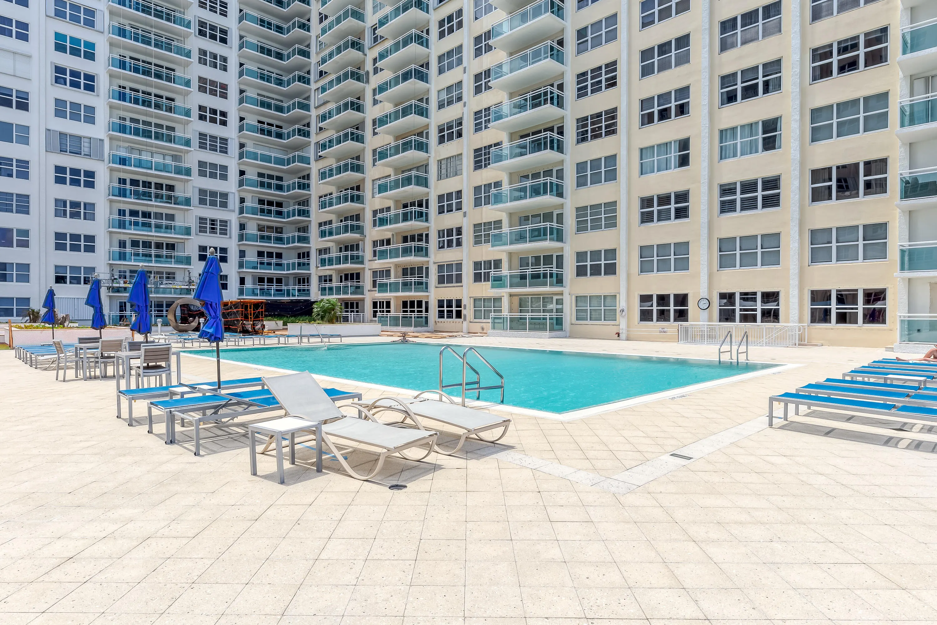 3900 Galt Ocean Drive #1605
