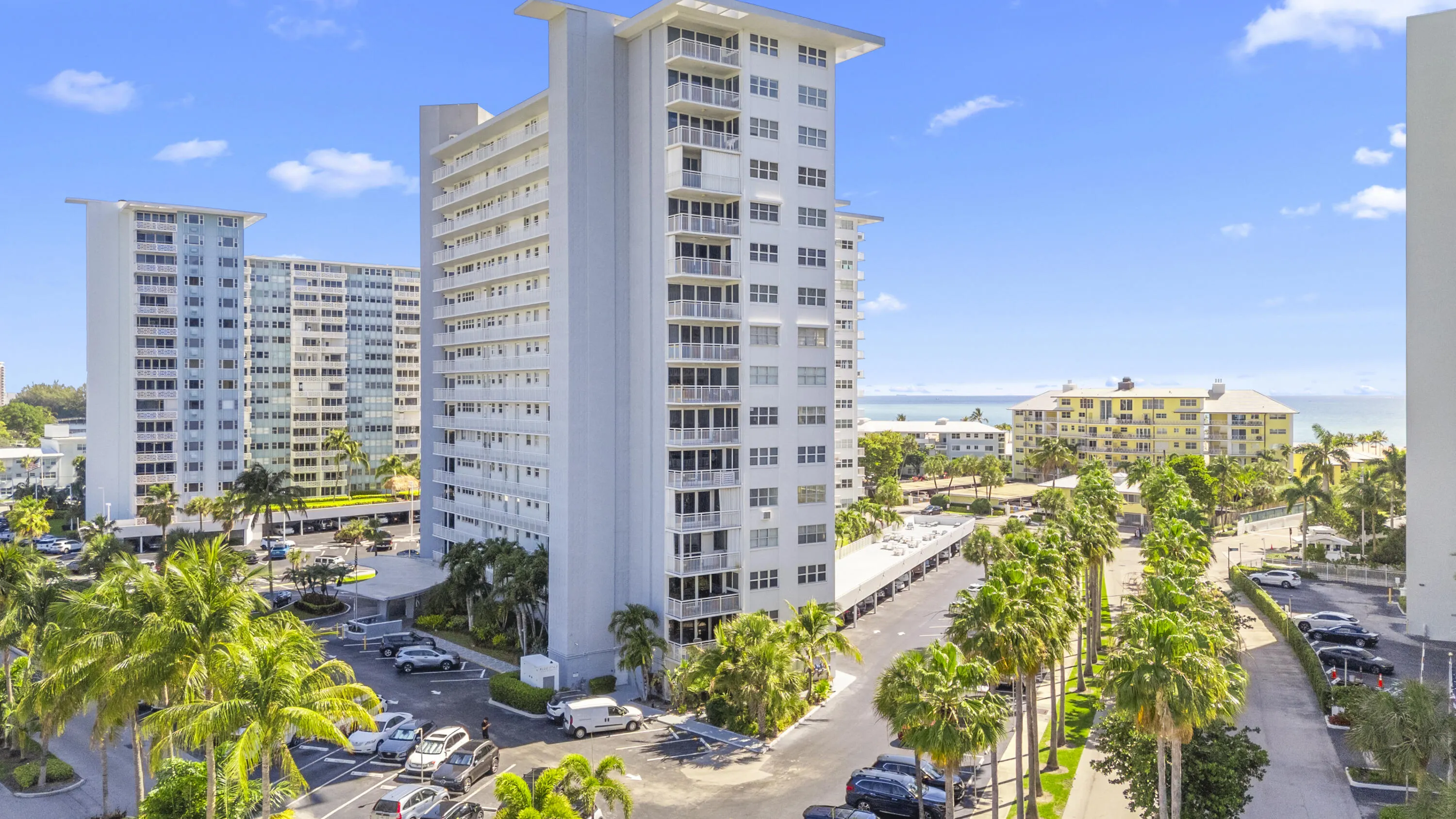 1920 S OCEAN Drive #611