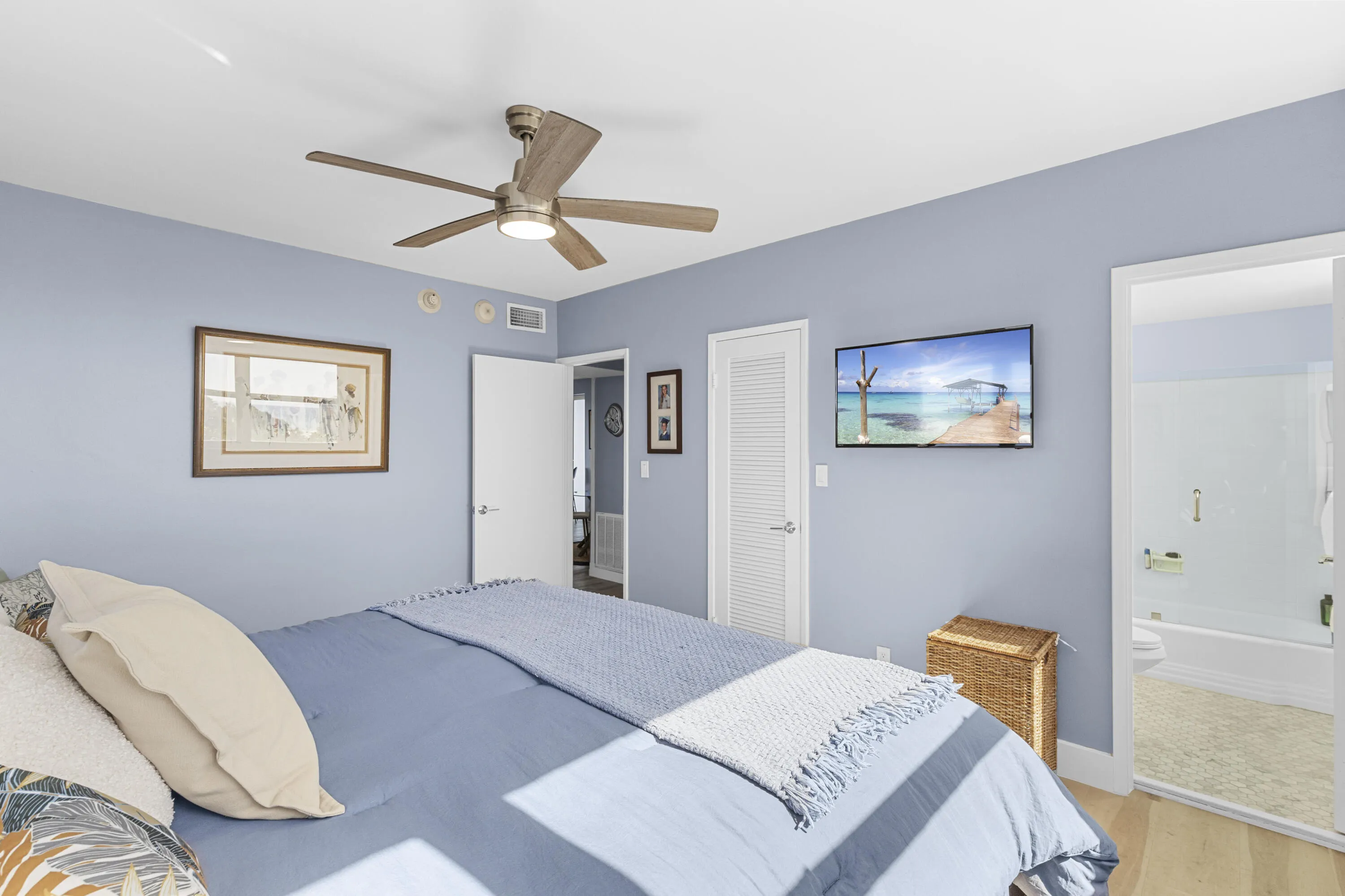 1920 S OCEAN Drive #611