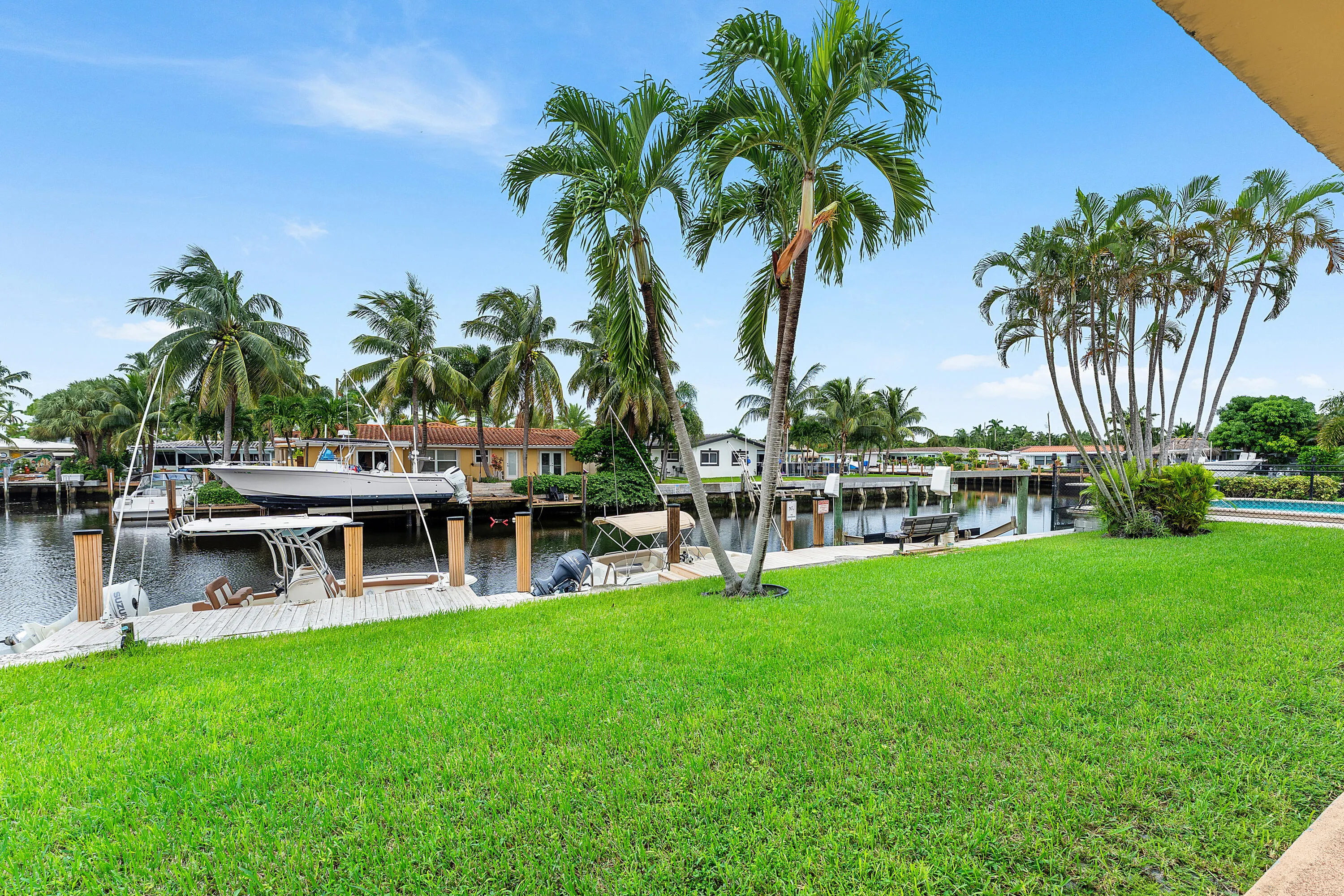 301 E MCNAB Road #113