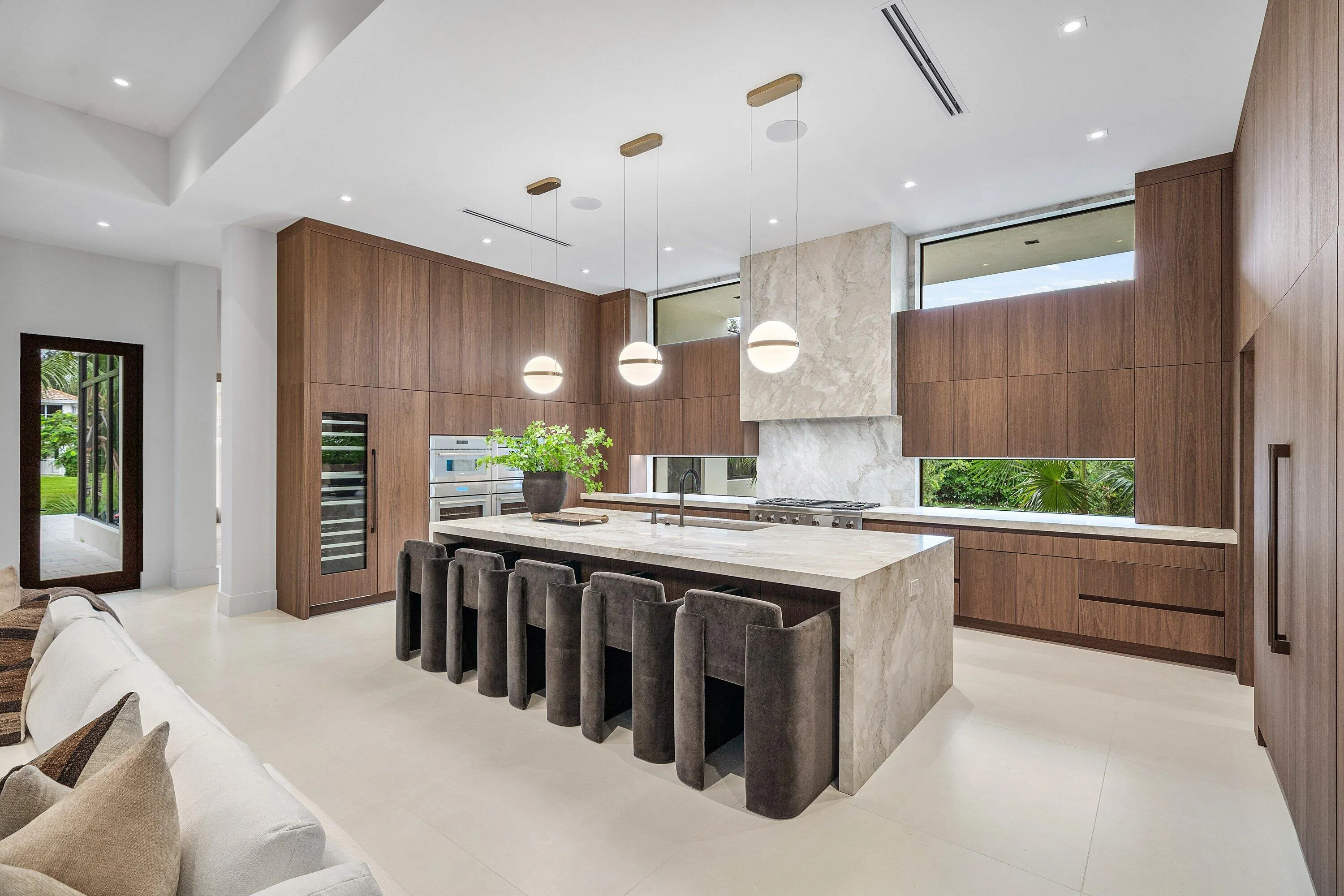 2480 NW 43RD Street
