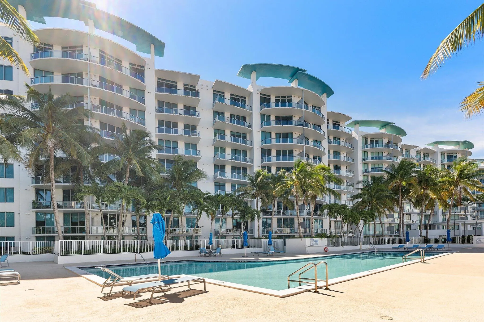 3029 NE 188TH Street #610