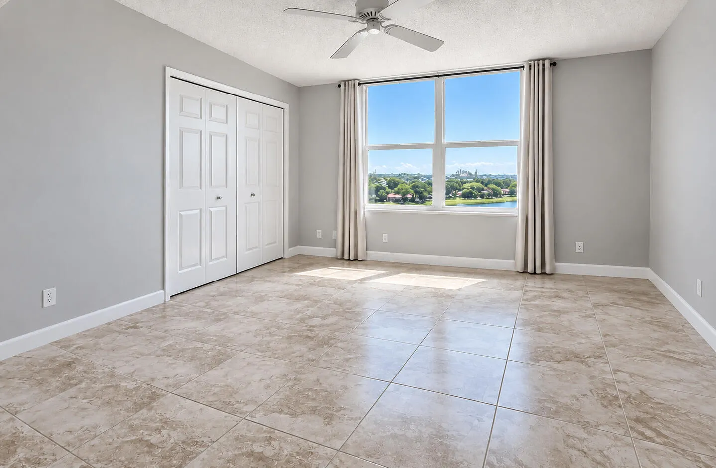 2940 N COURSE Drive #801
