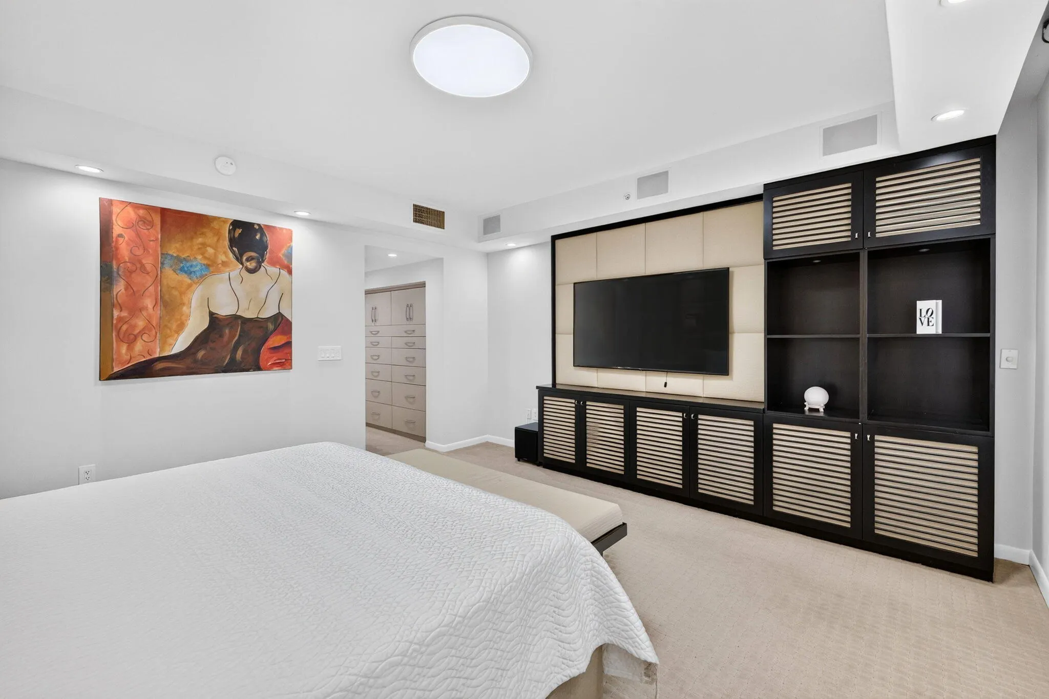 100 S BIRCH Road #1202C