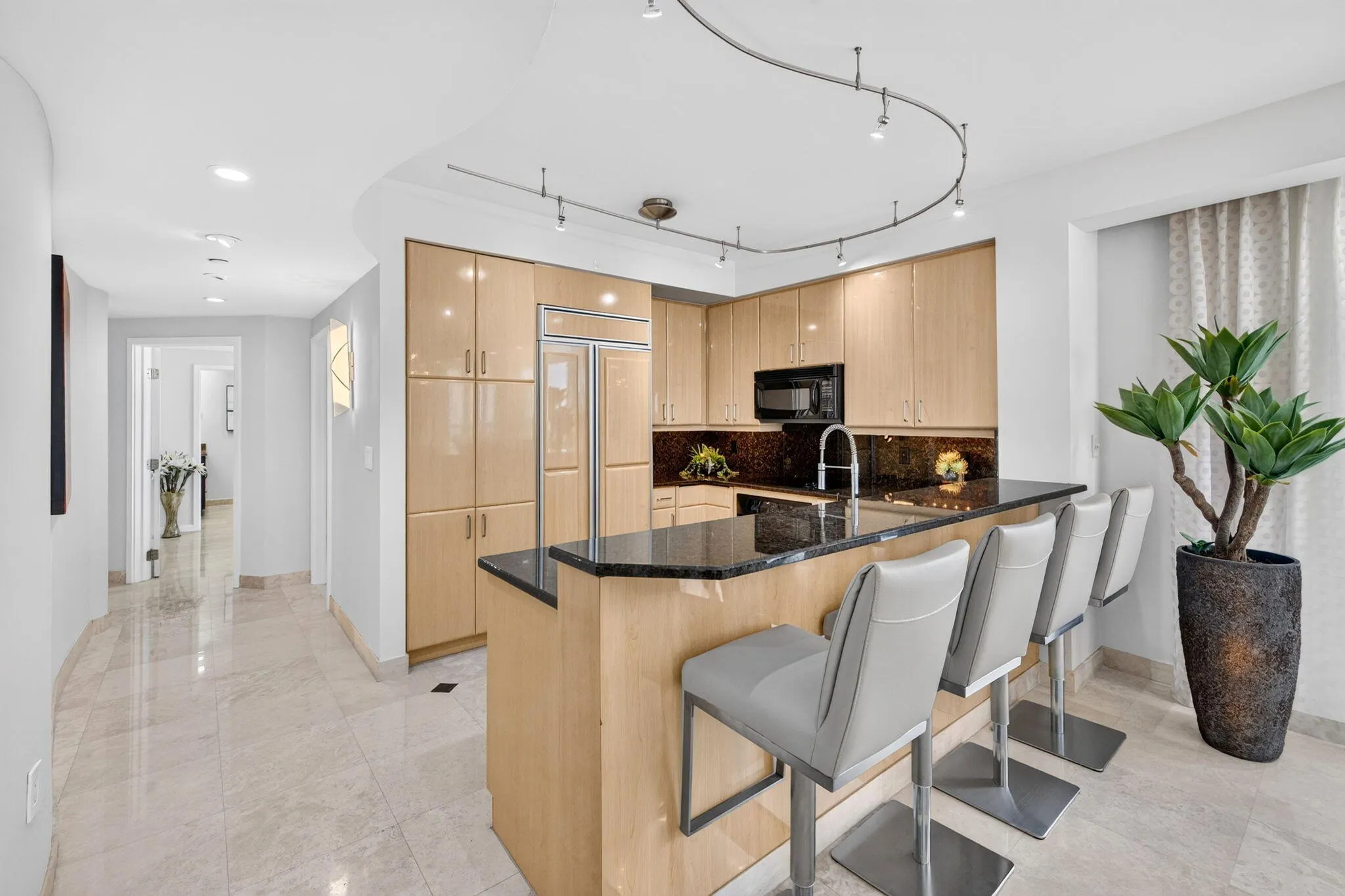 100 S BIRCH Road #1202C