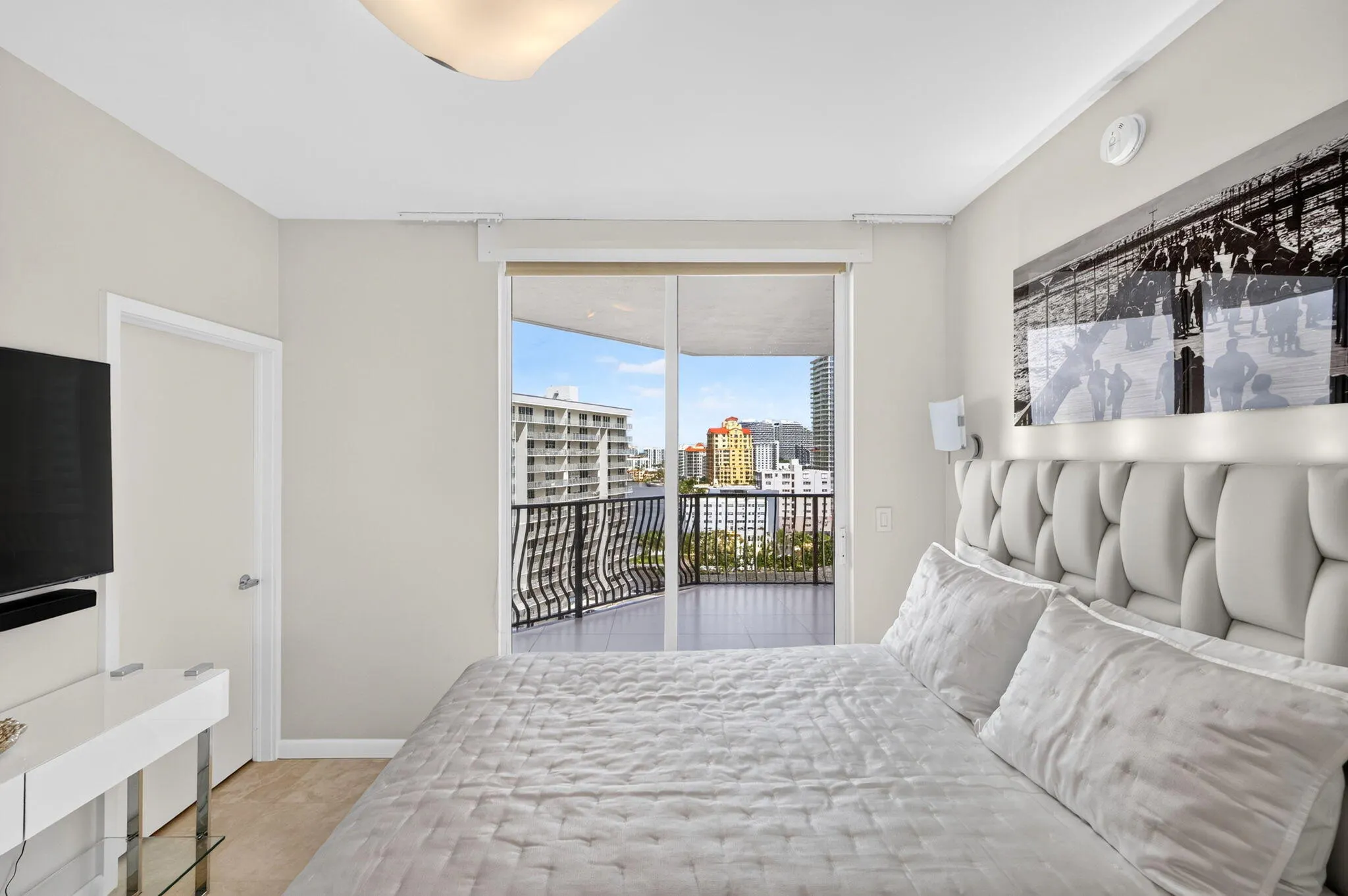 100 S BIRCH Road #1202C