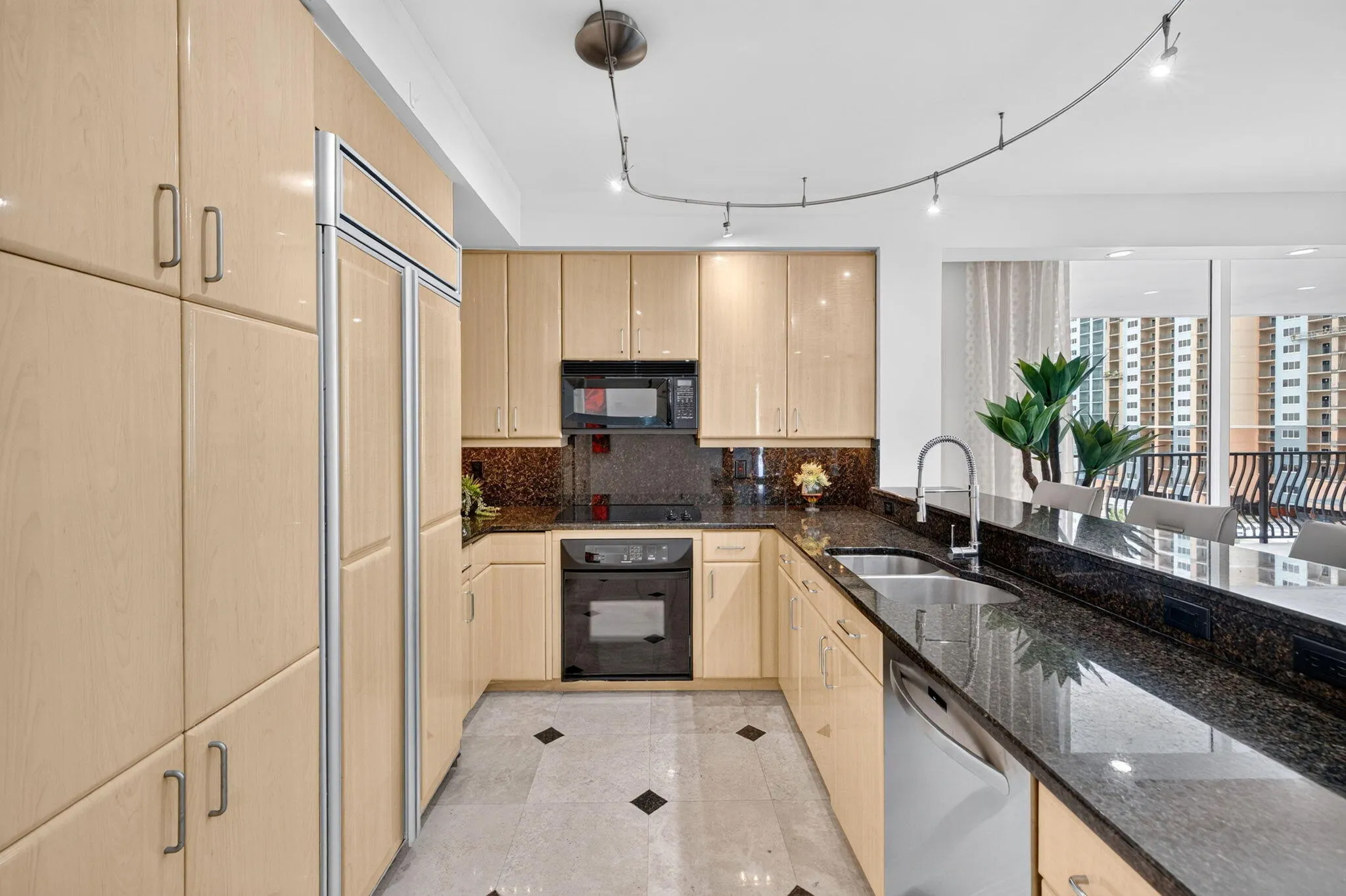 100 S BIRCH Road #1202C