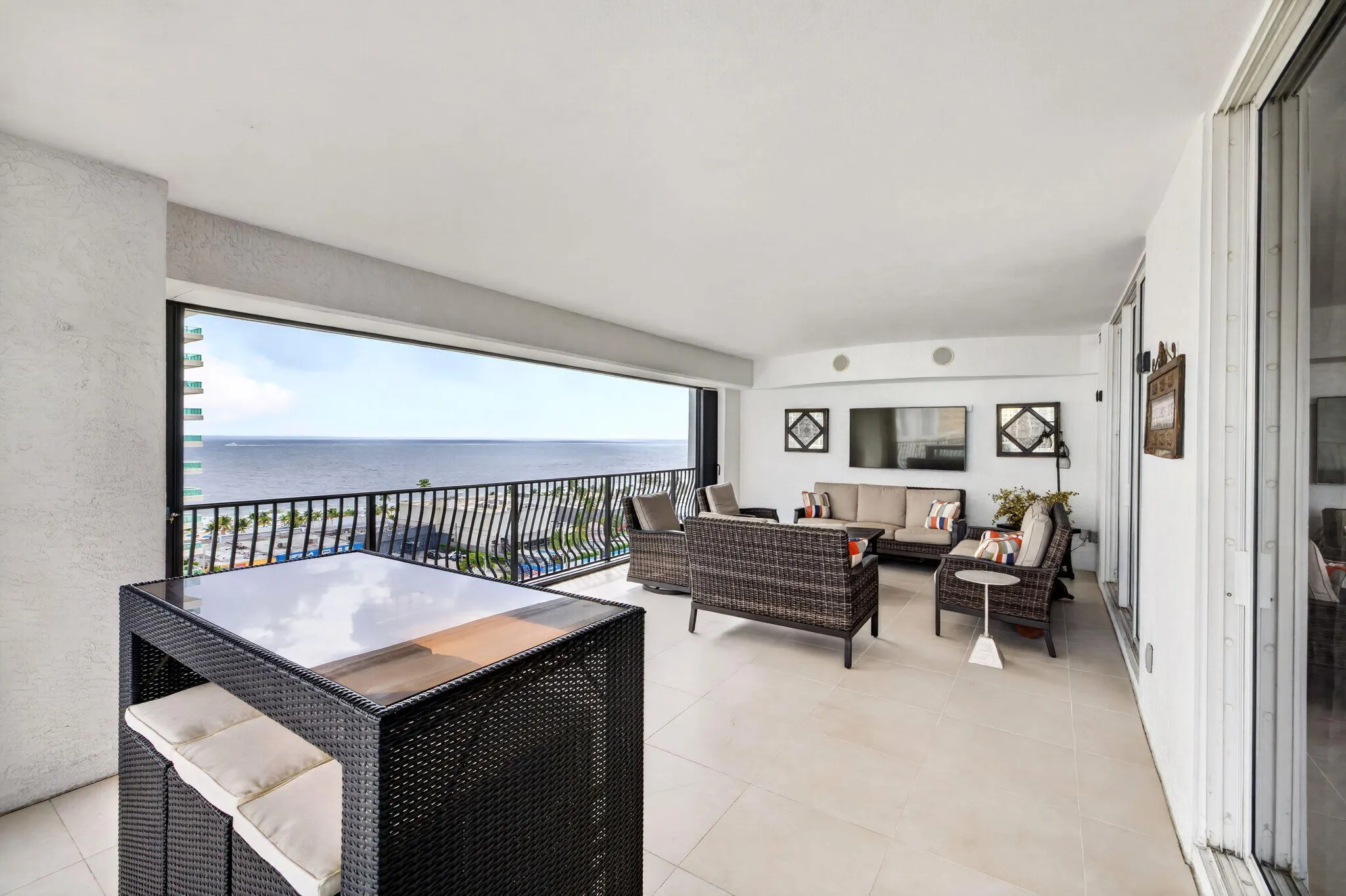 100 S BIRCH Road #1202C