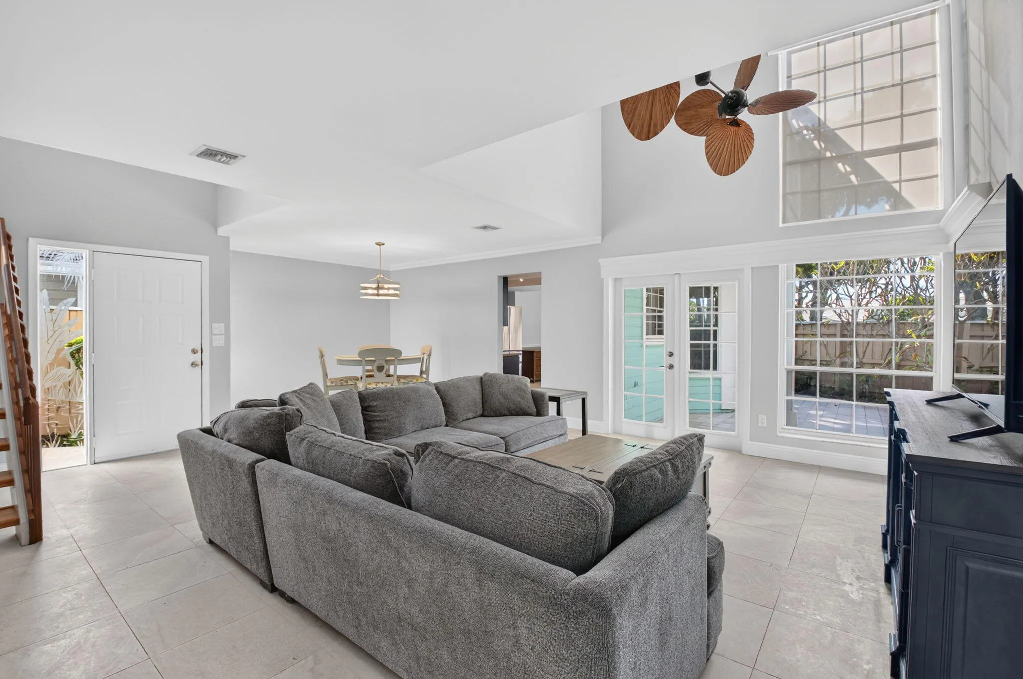 5092 Coronado Ridge