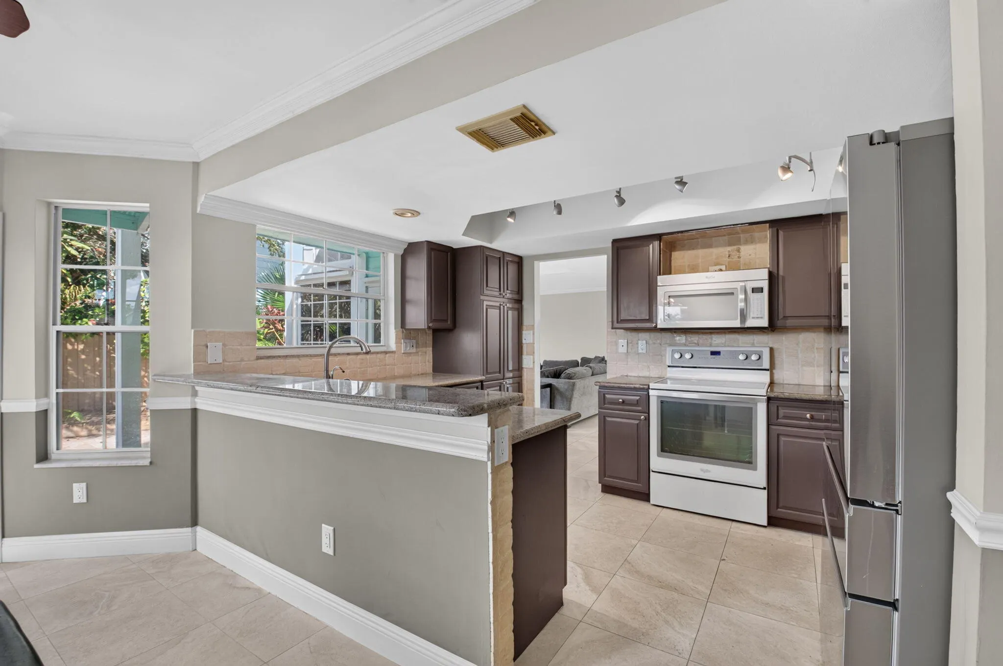 5092 Coronado Ridge