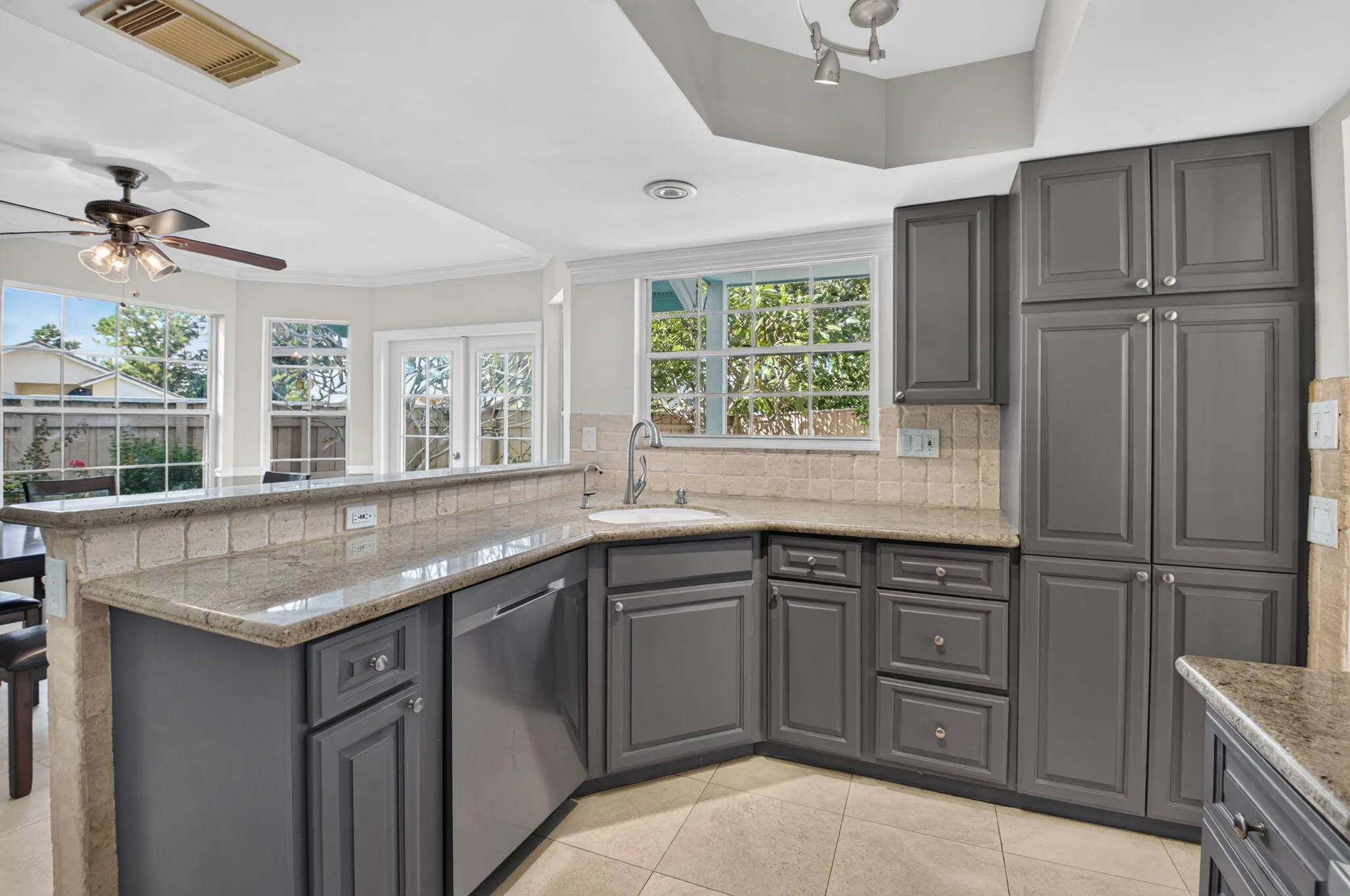 5092 Coronado Ridge