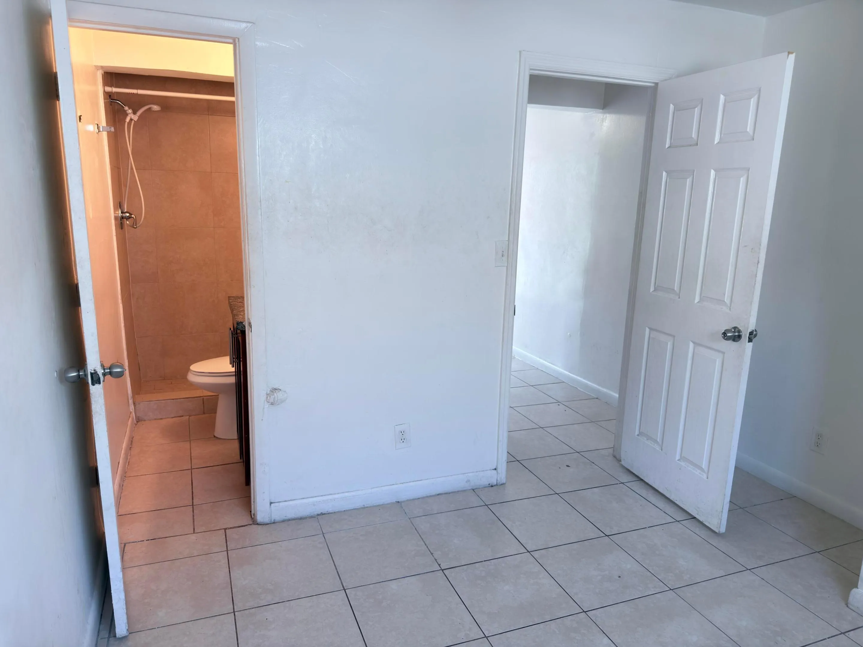 635 NW 22ND Road