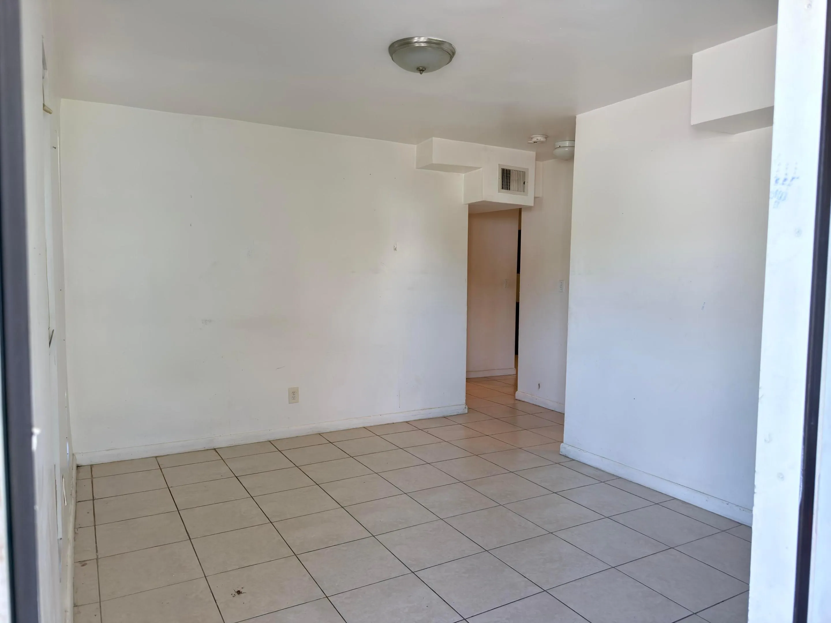 635 NW 22ND Road