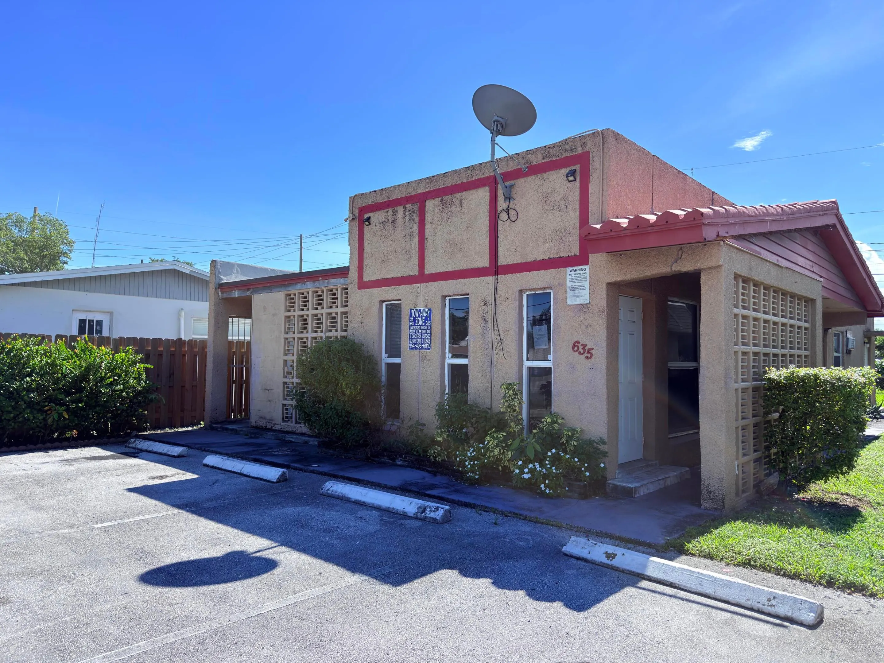 635 NW 22ND Road