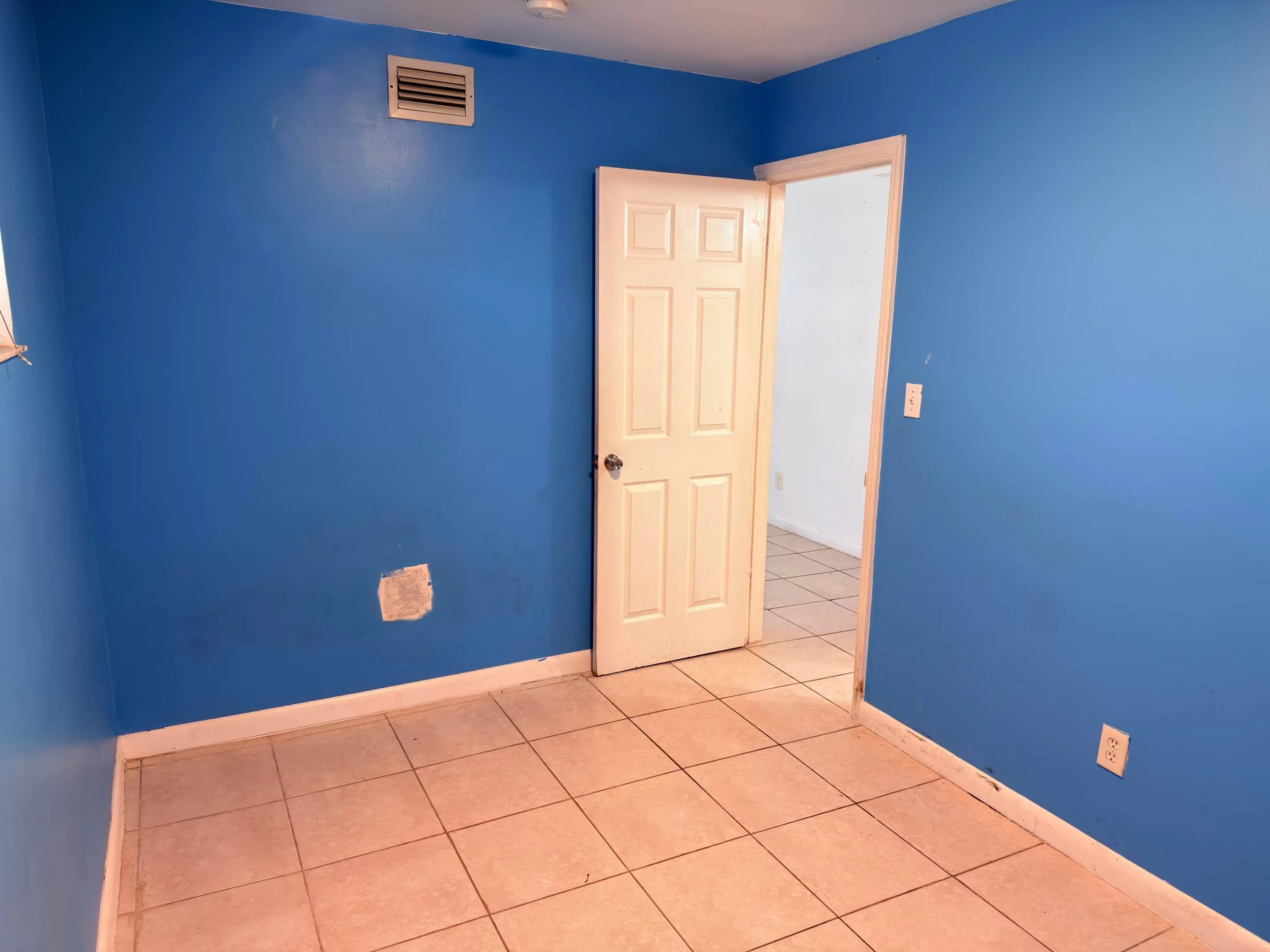 635 NW 22ND Road
