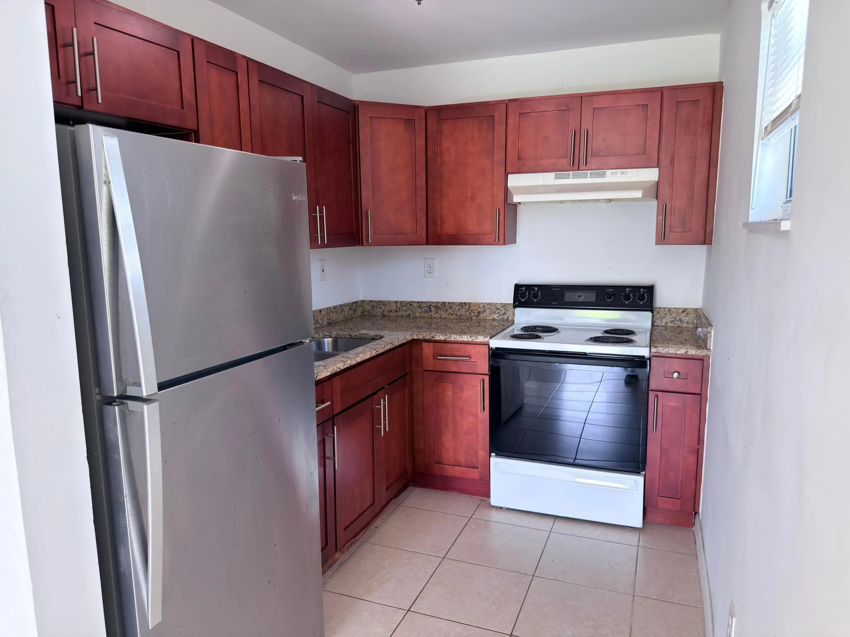 635 NW 22ND Road
