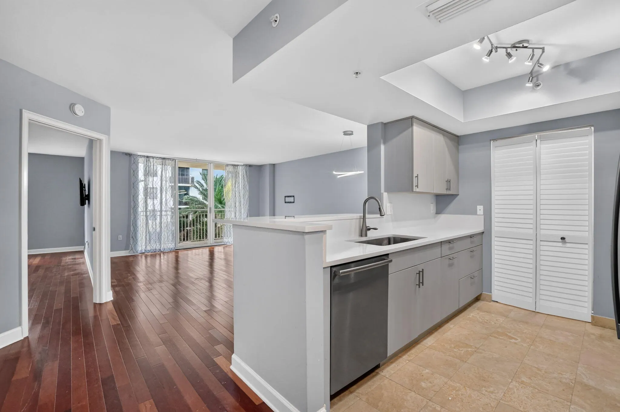 99 SE Mizner Boulevard #435