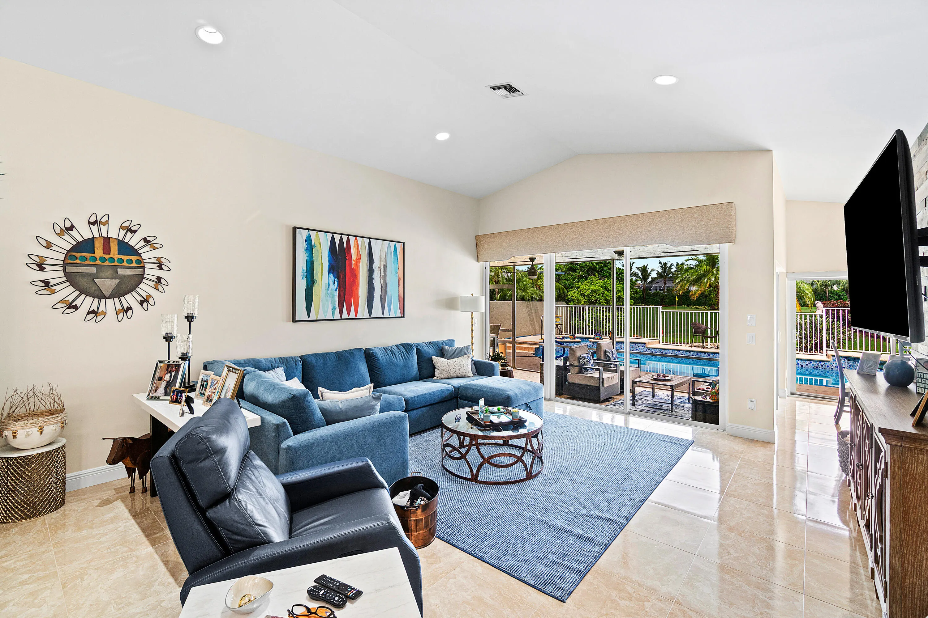 11270 Cloverleaf Circle