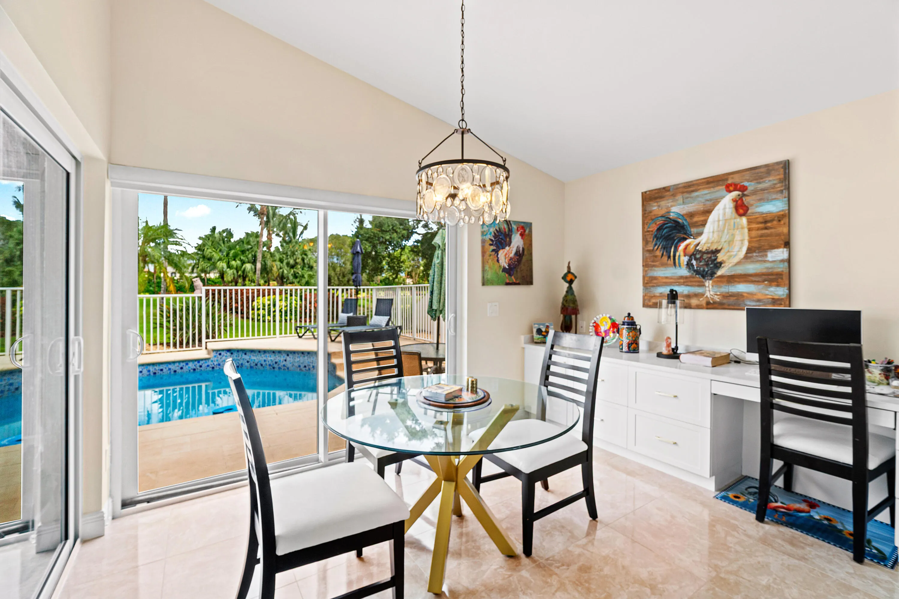 11270 Cloverleaf Circle