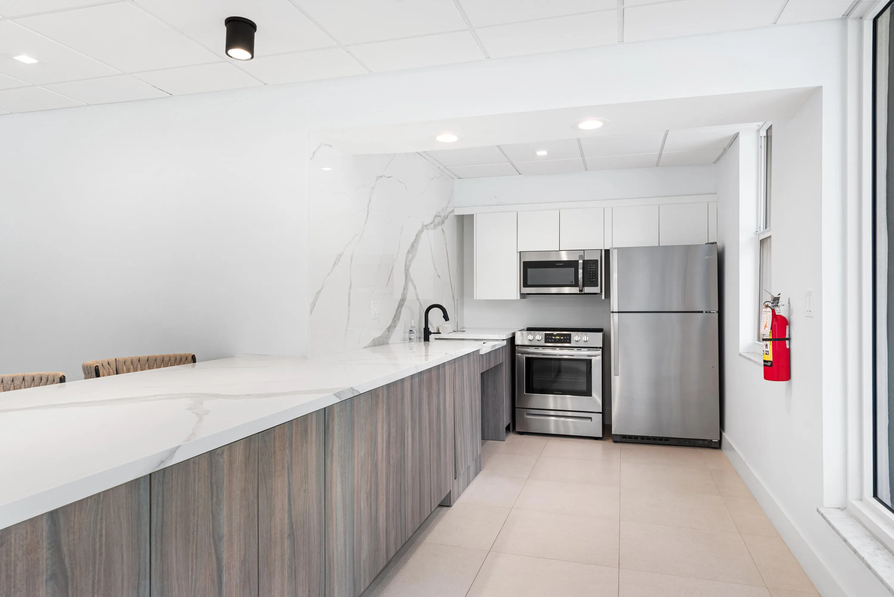 1800 N Andrews Avenue #2B