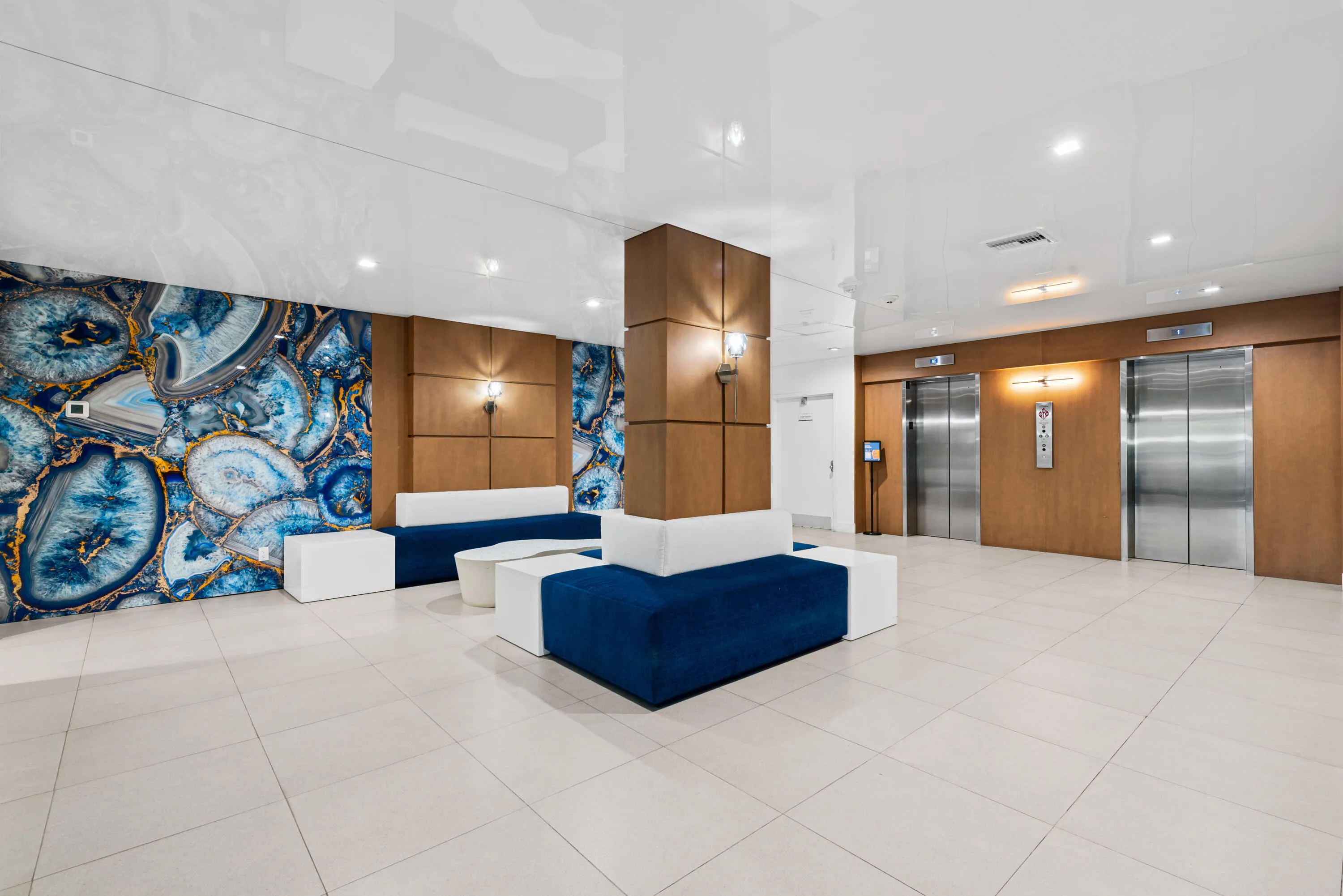 1800 N Andrews Avenue #2B