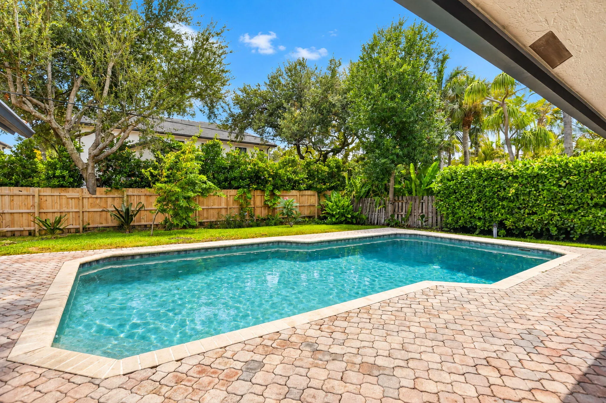 840 SW 21ST Street