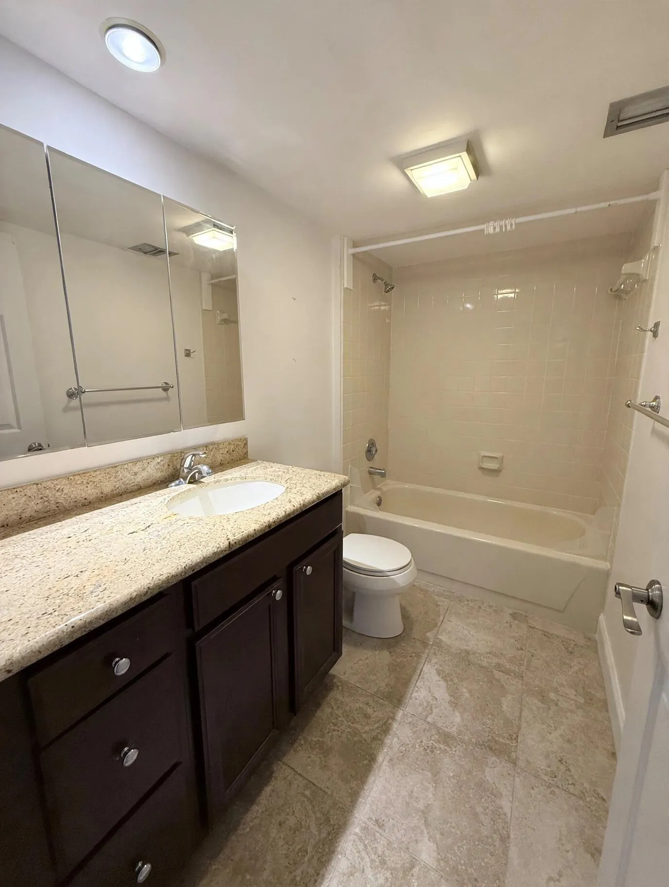 6025 Balboa Circle #306