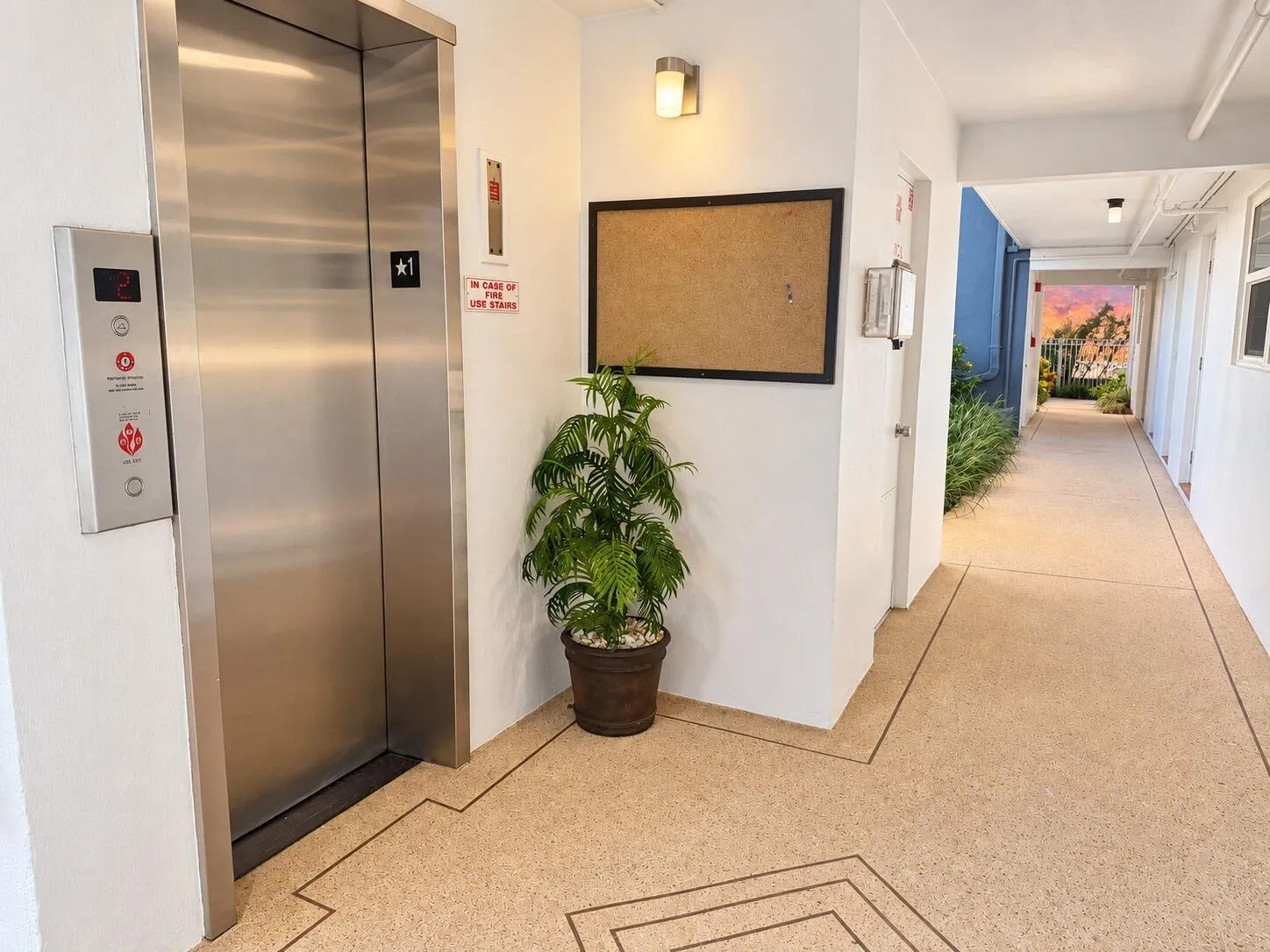 901 N RIVERSIDE Drive #2B