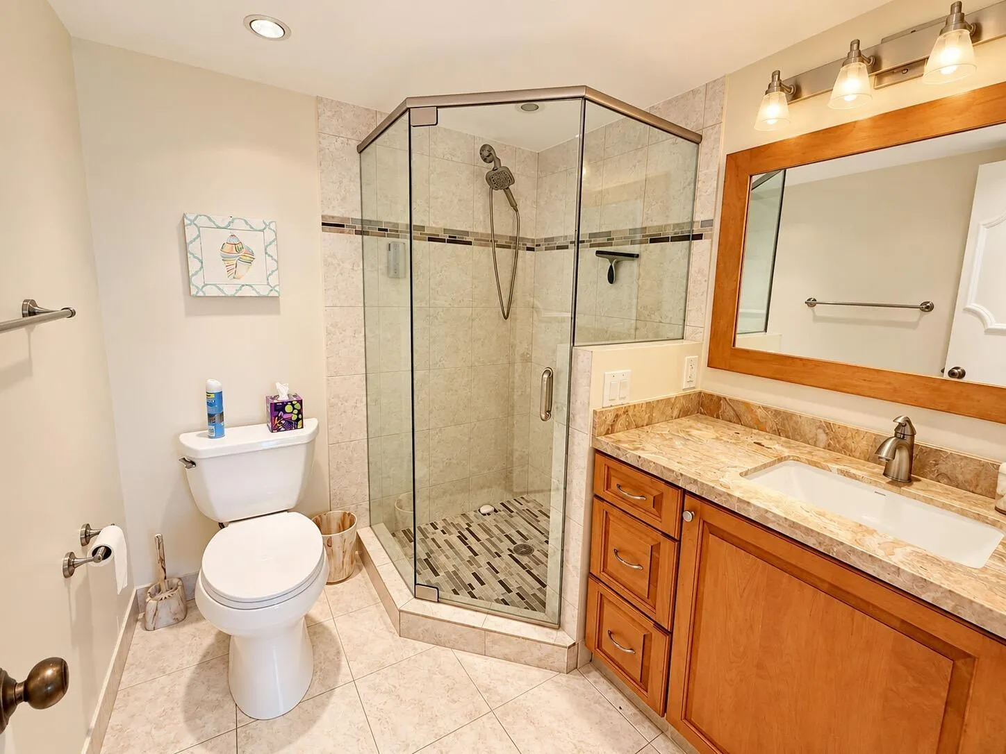901 N RIVERSIDE Drive #2B