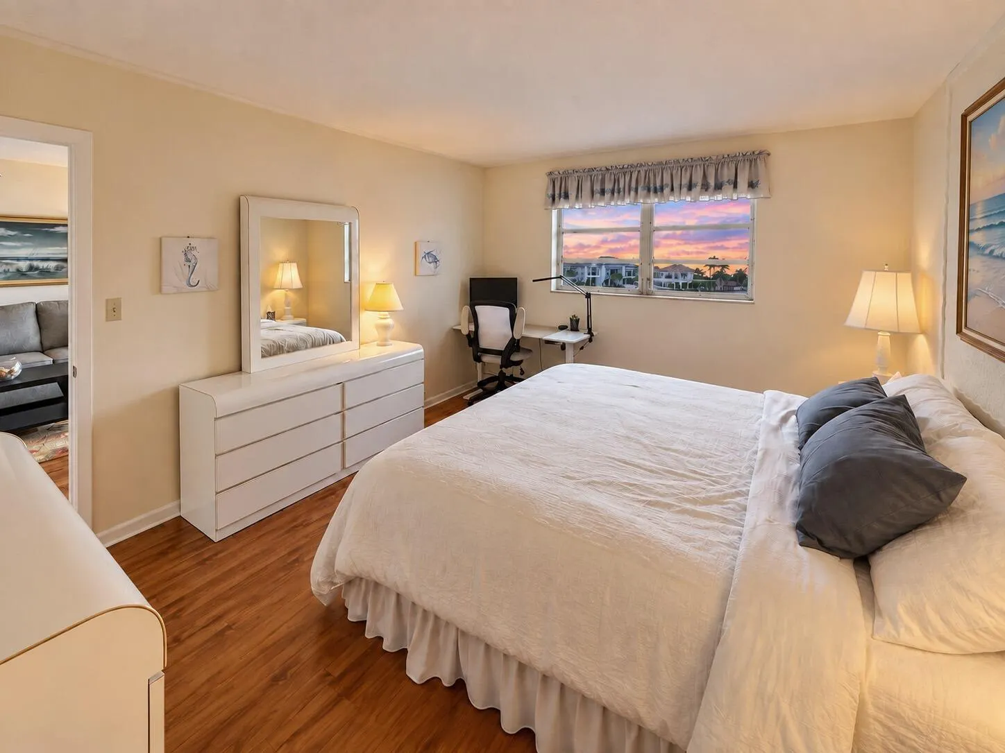 901 N RIVERSIDE Drive #2B