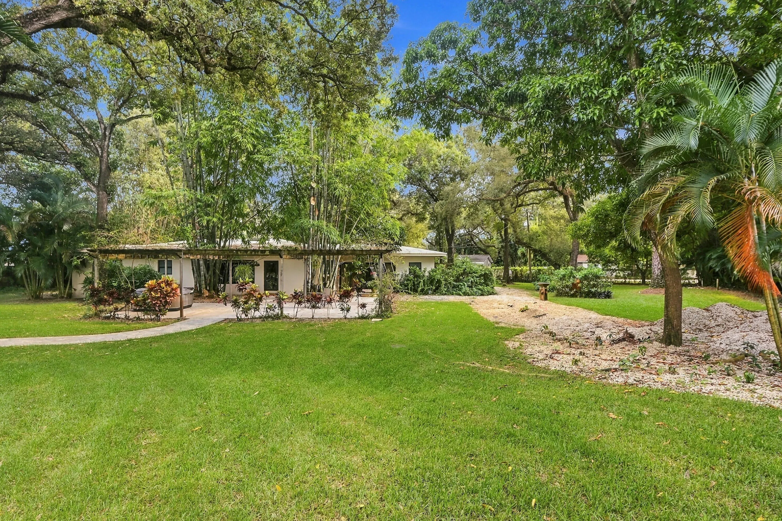 1549 SW 30th Place
