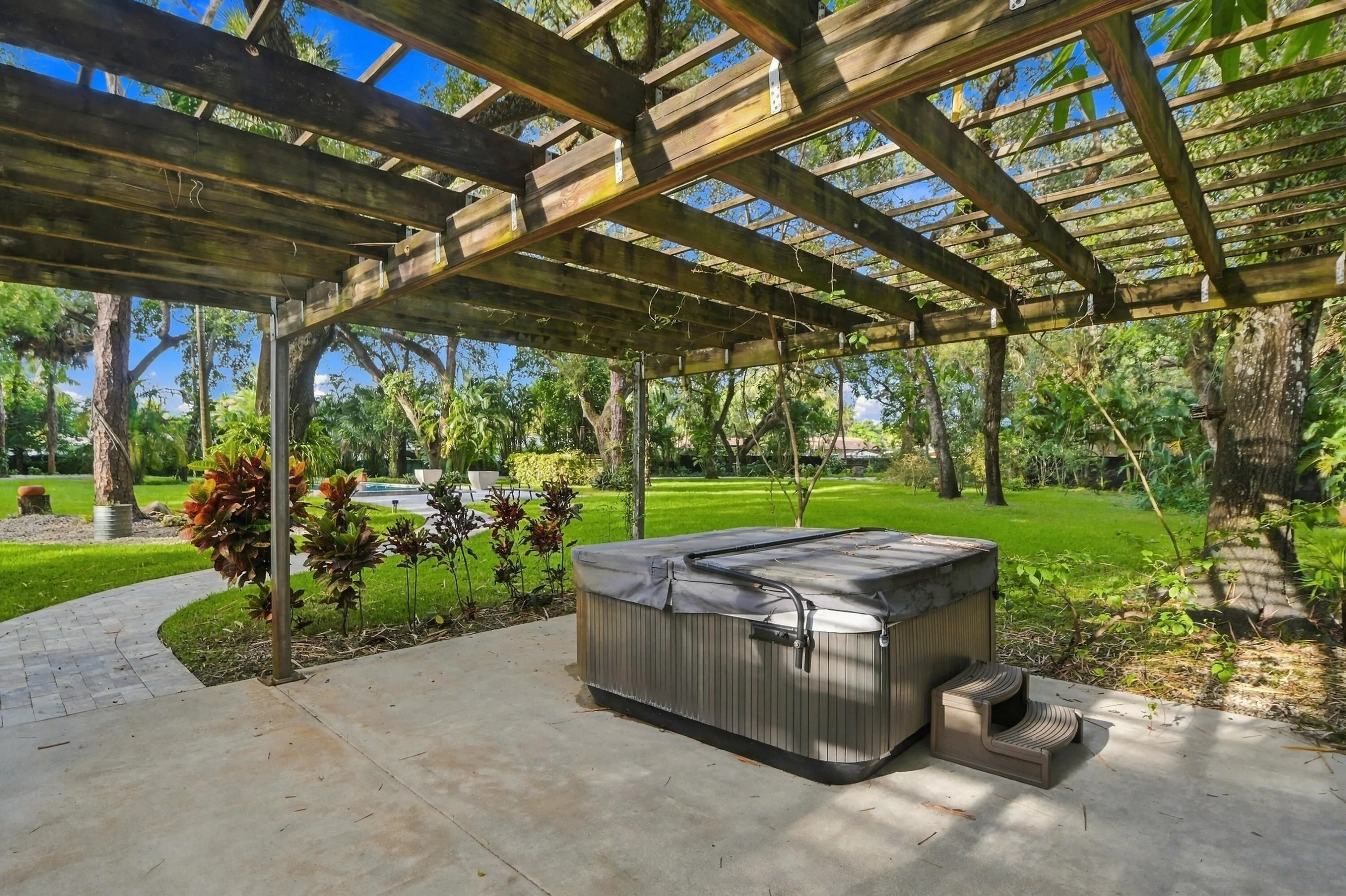1549 SW 30th Place