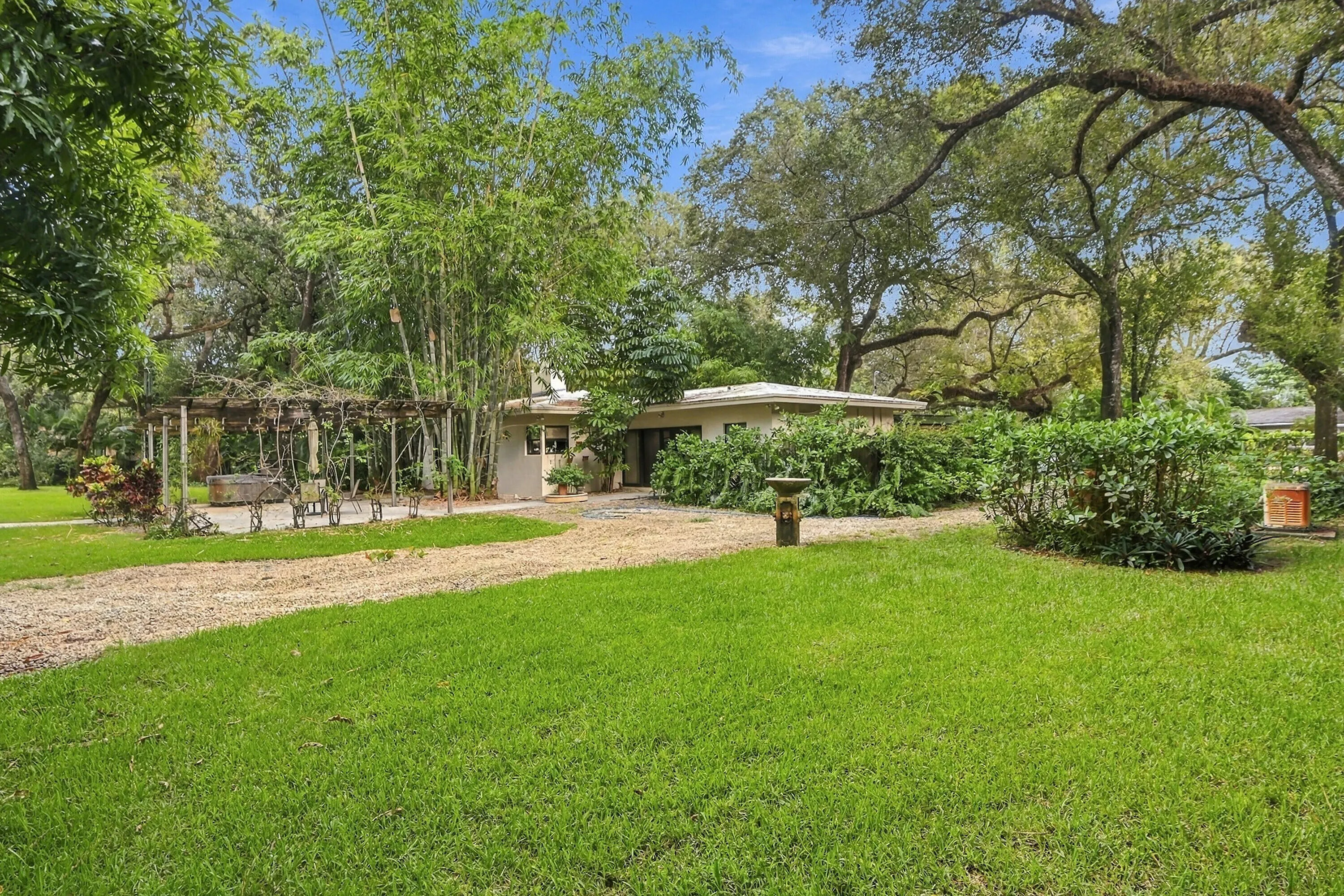 1549 SW 30th Place