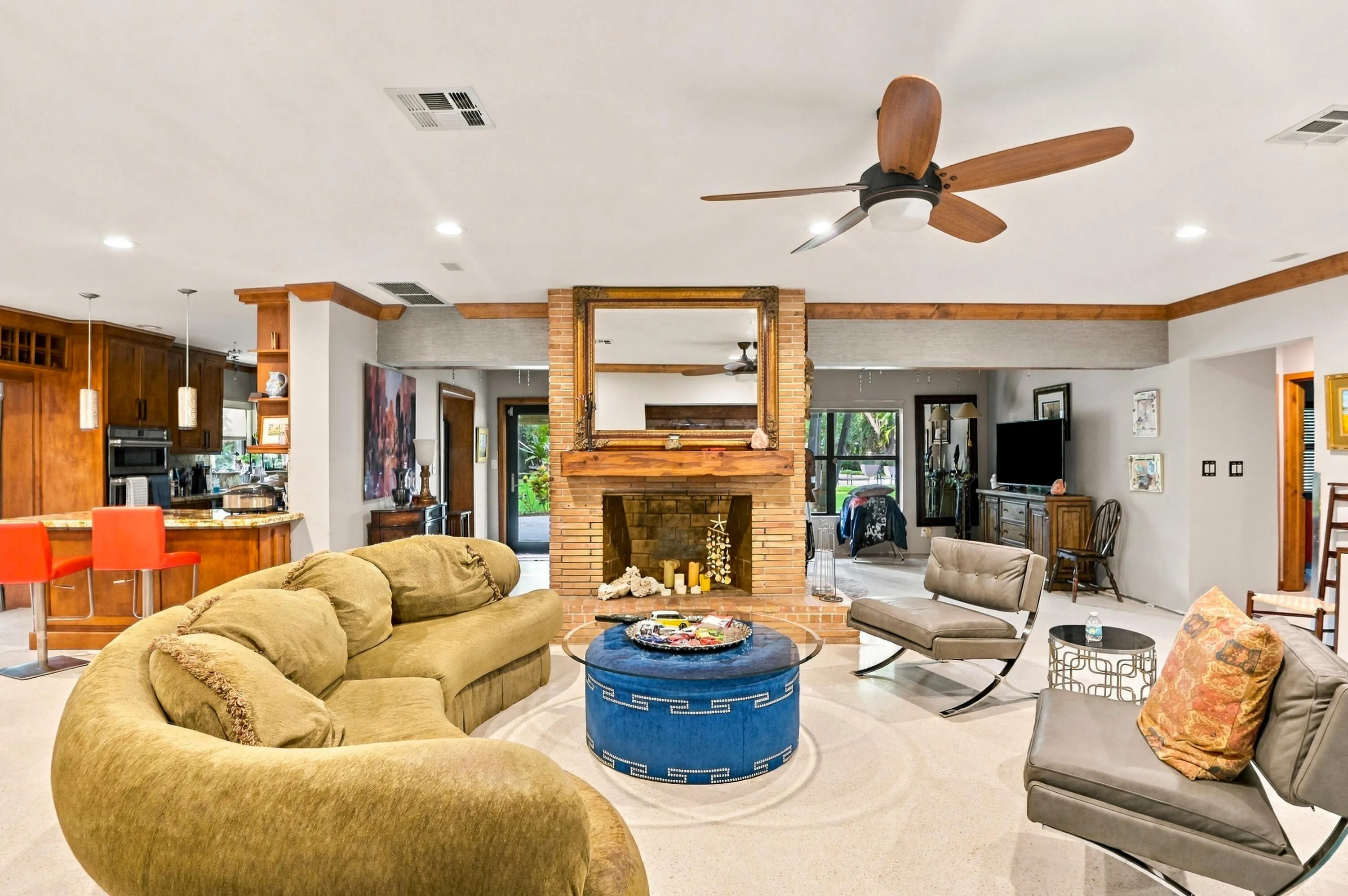 1549 SW 30th Place