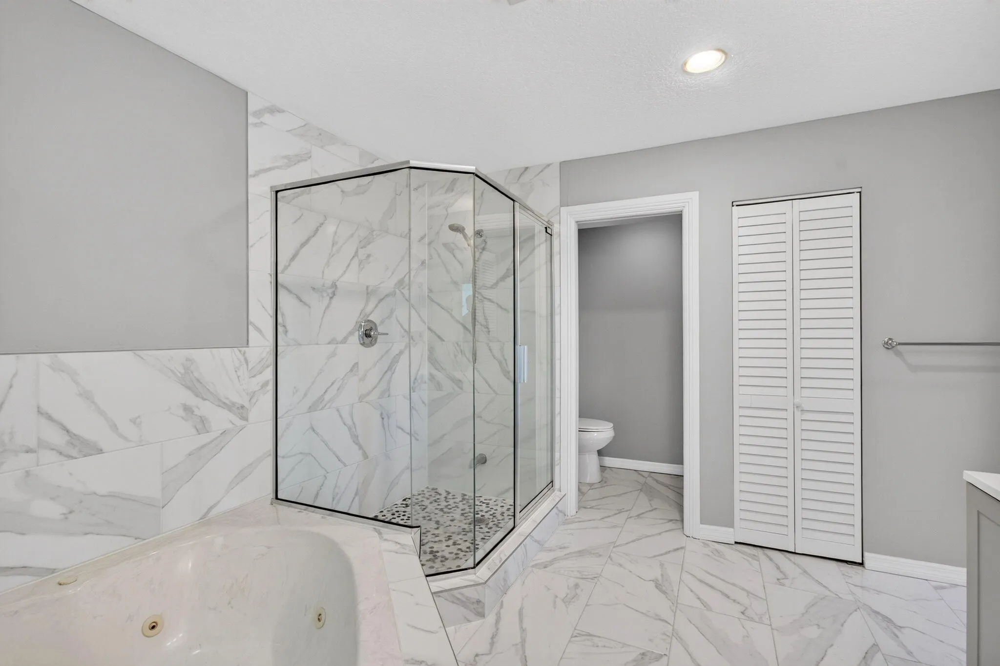 2801 Coral Shores Drive