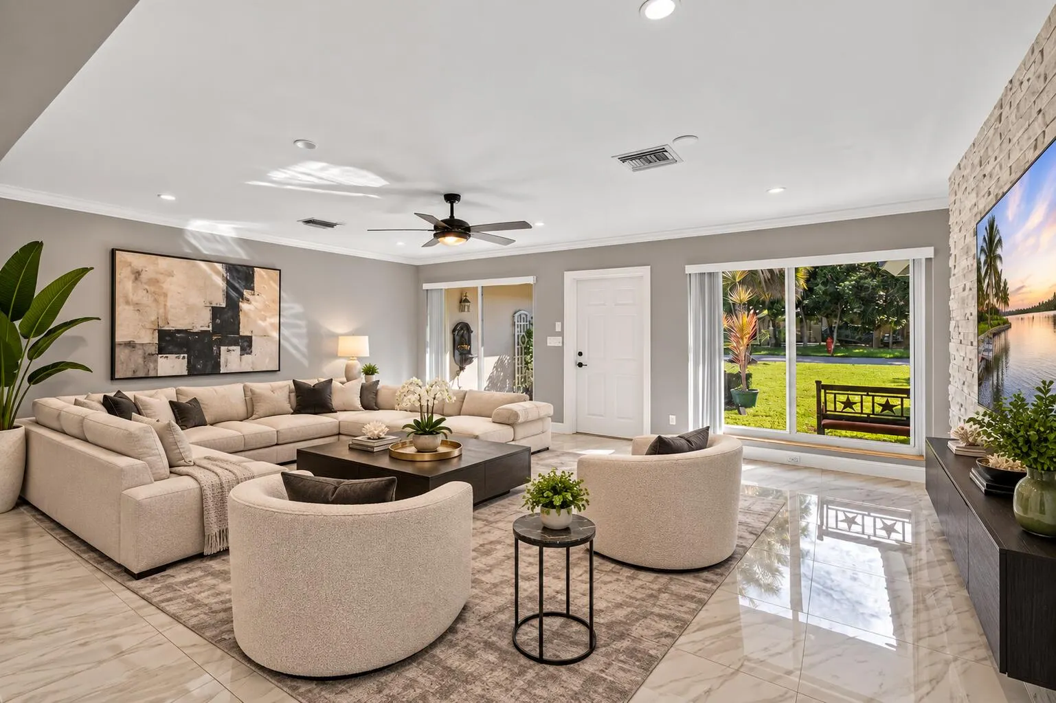2801 Coral Shores Drive