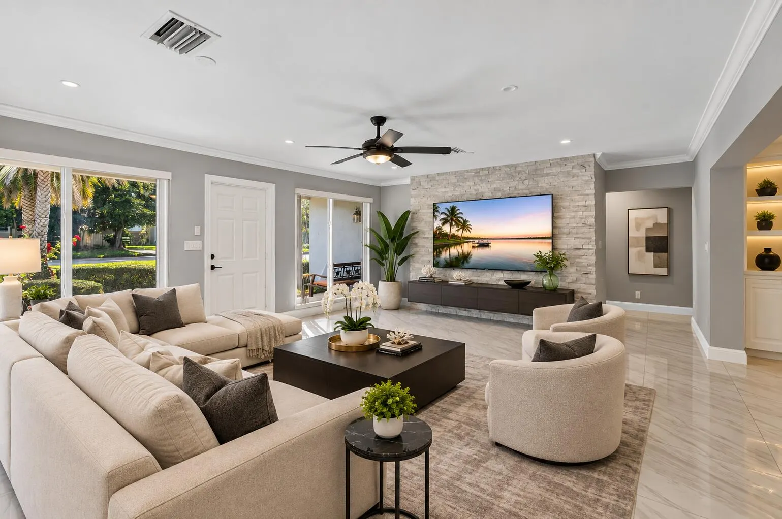 2801 Coral Shores Drive