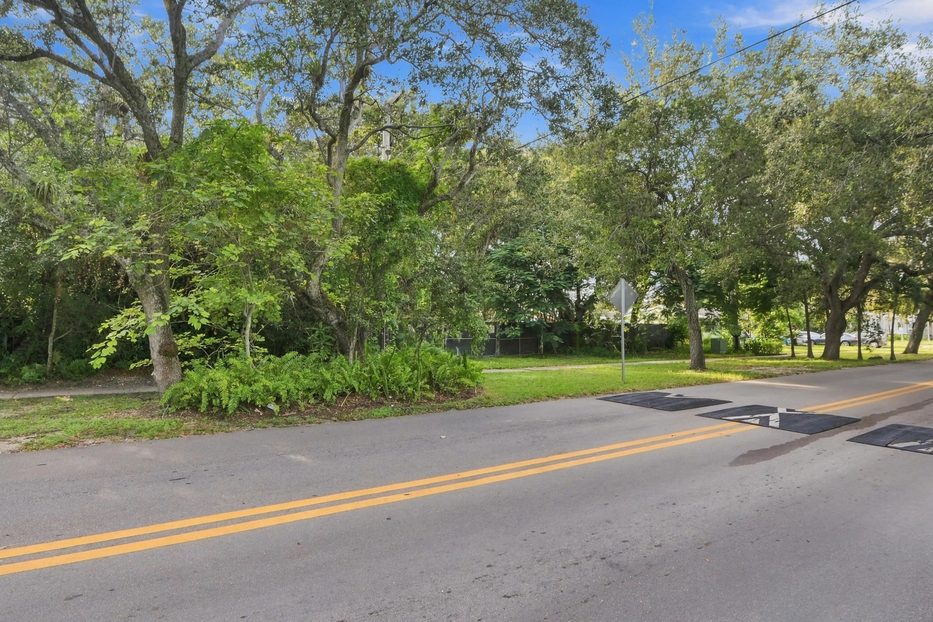1549 SW 30TH Place