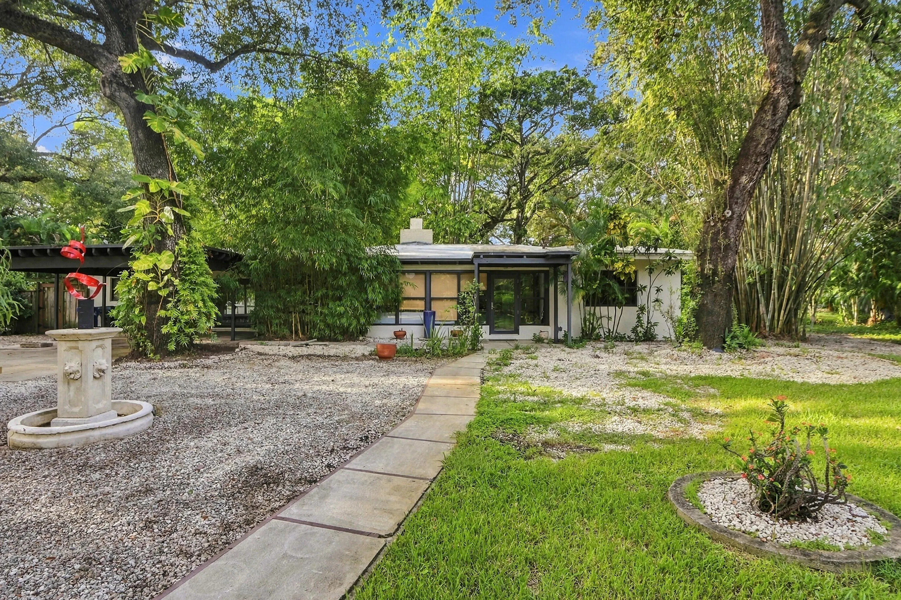 1549 SW 30TH Place