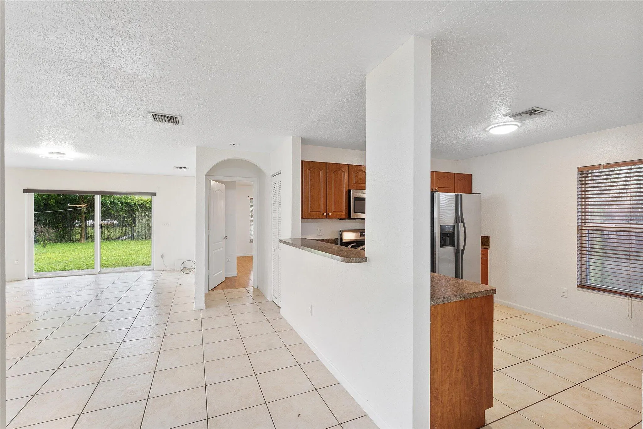 2212 NW 9th Court