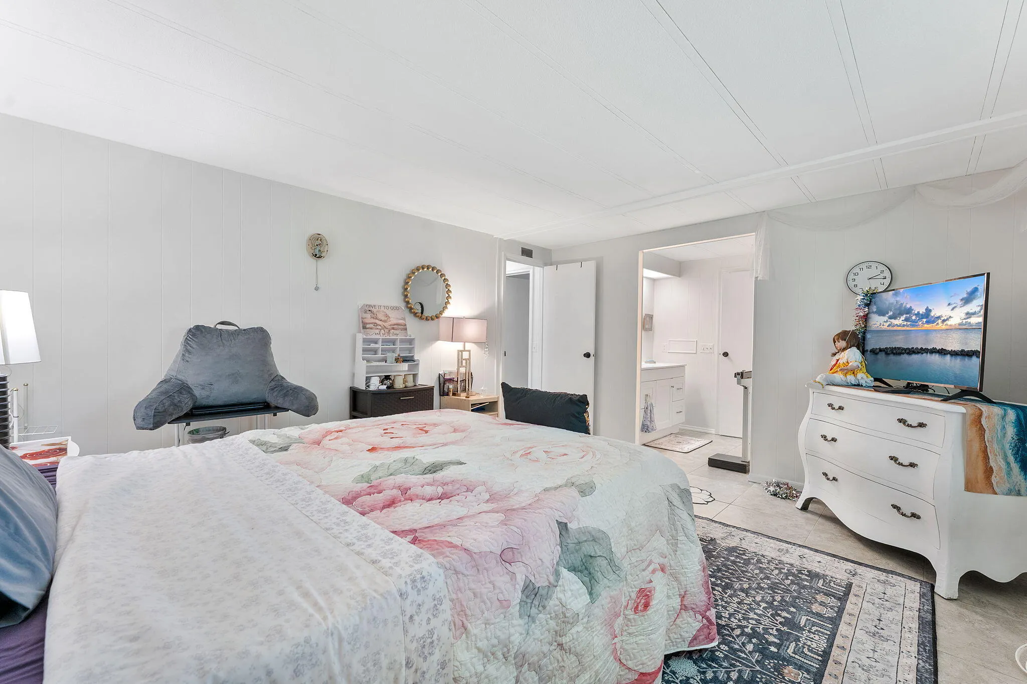 8702 Duchess Court E #352