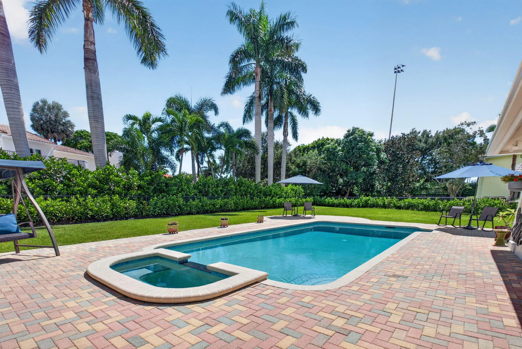 2750 NW 26TH Court