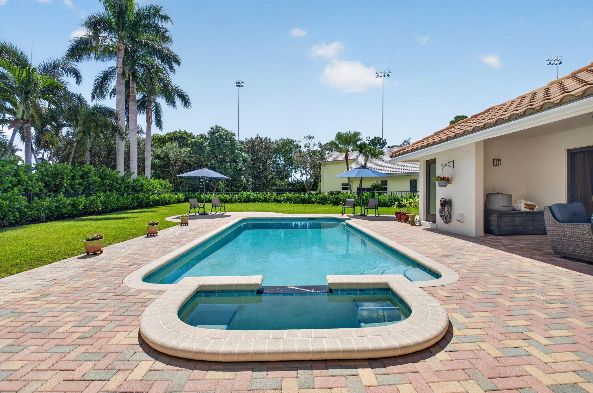2750 NW 26TH Court