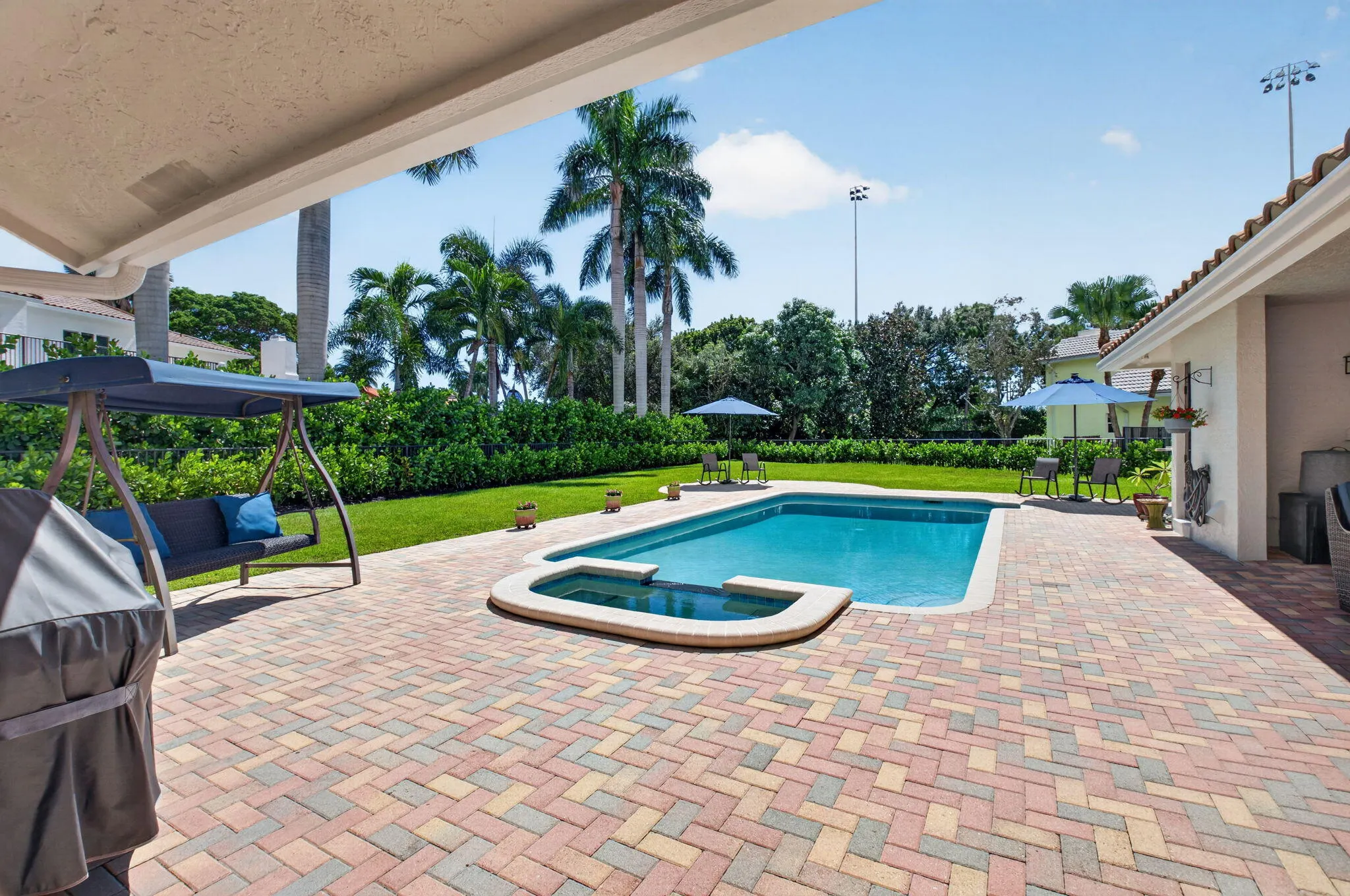 2750 NW 26TH Court