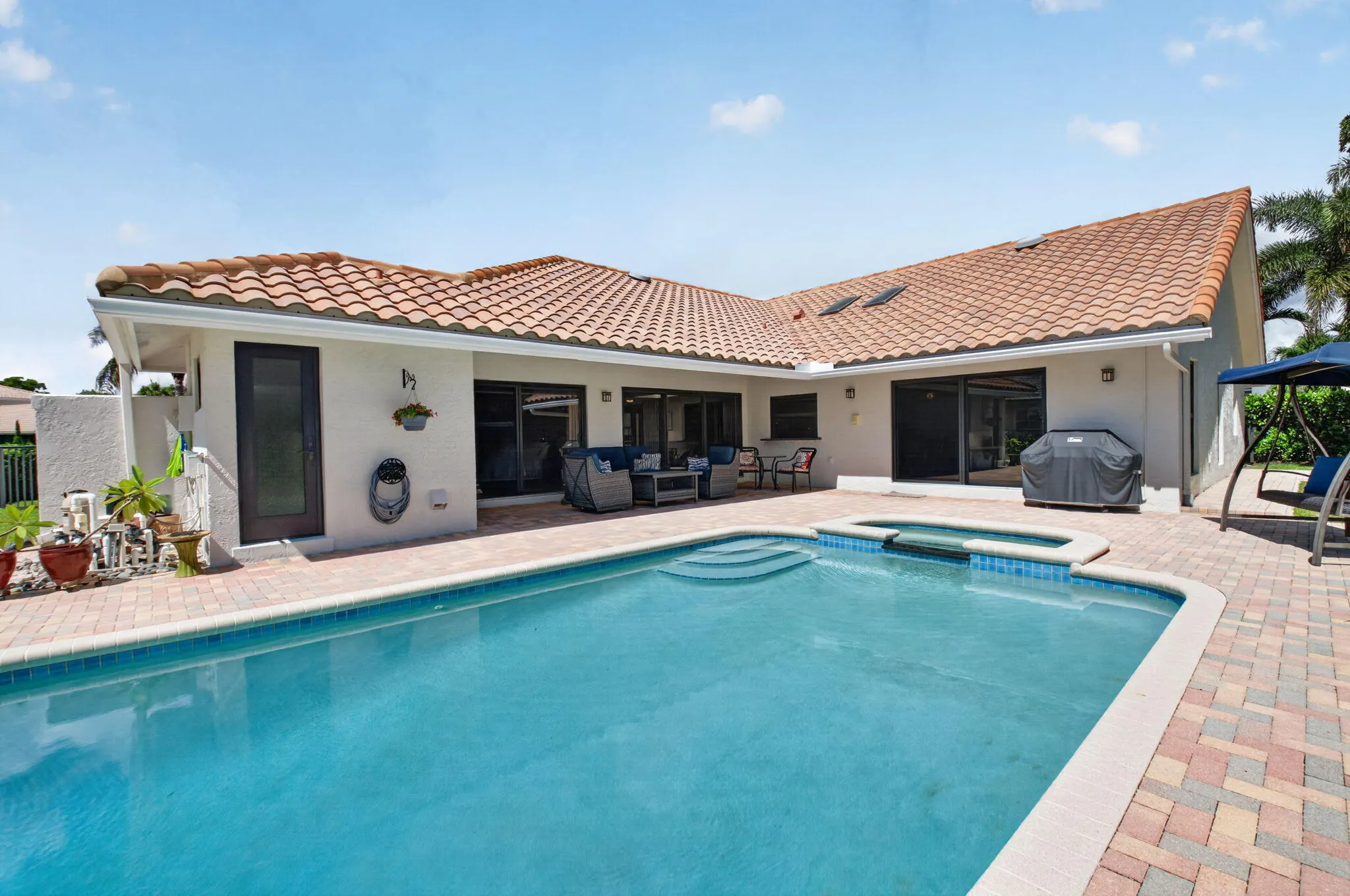 2750 NW 26TH Court