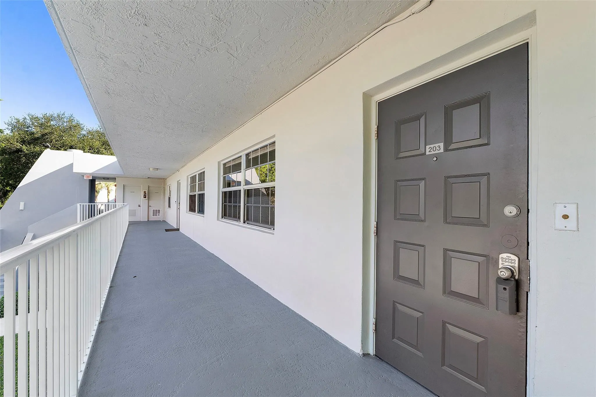 4261 W Palm Aire Drive #UNIT 203